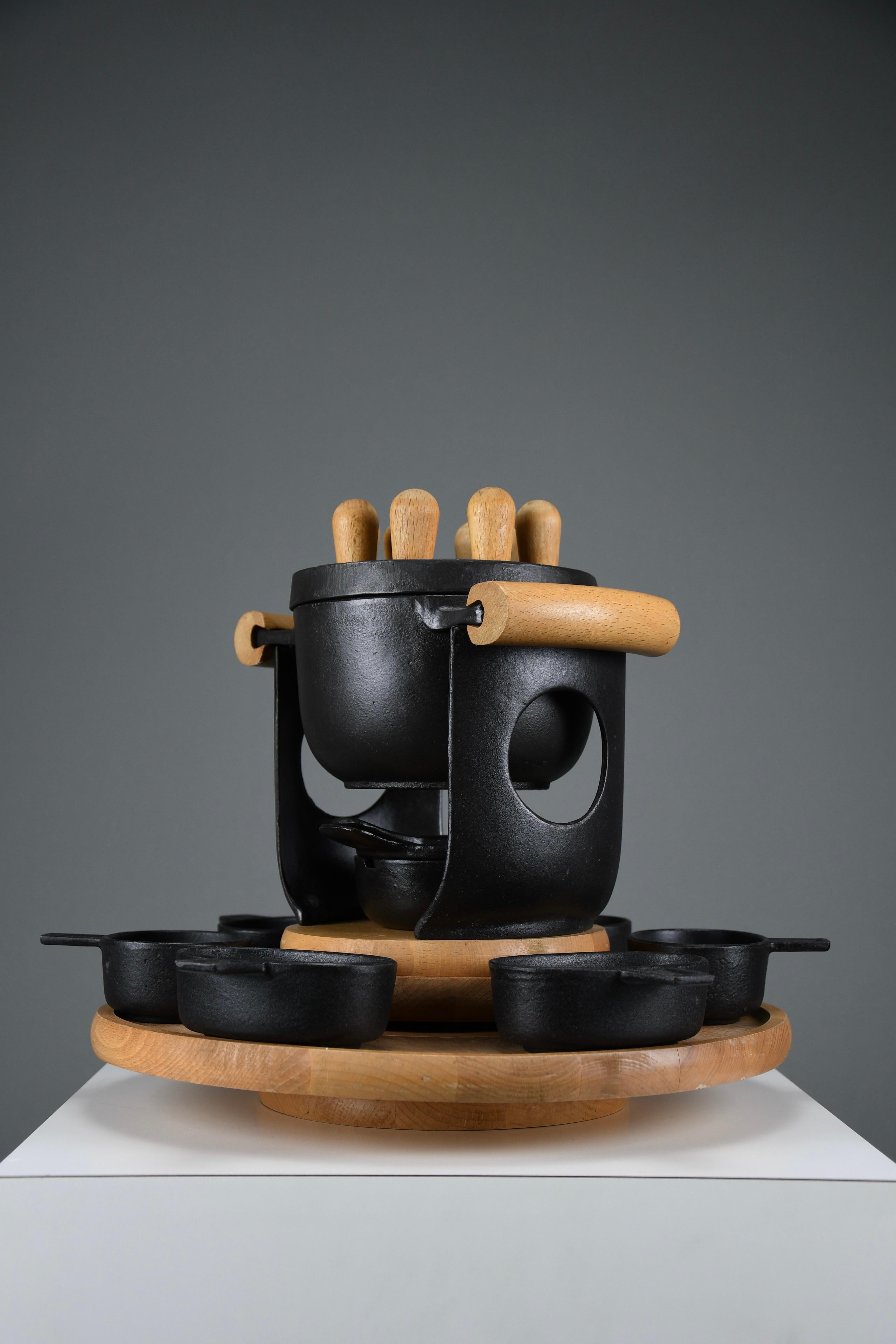 Mid-Century Modern Cast Iron and Wood Fondue Set by Richard Nissen for Bodum For Sale 7
