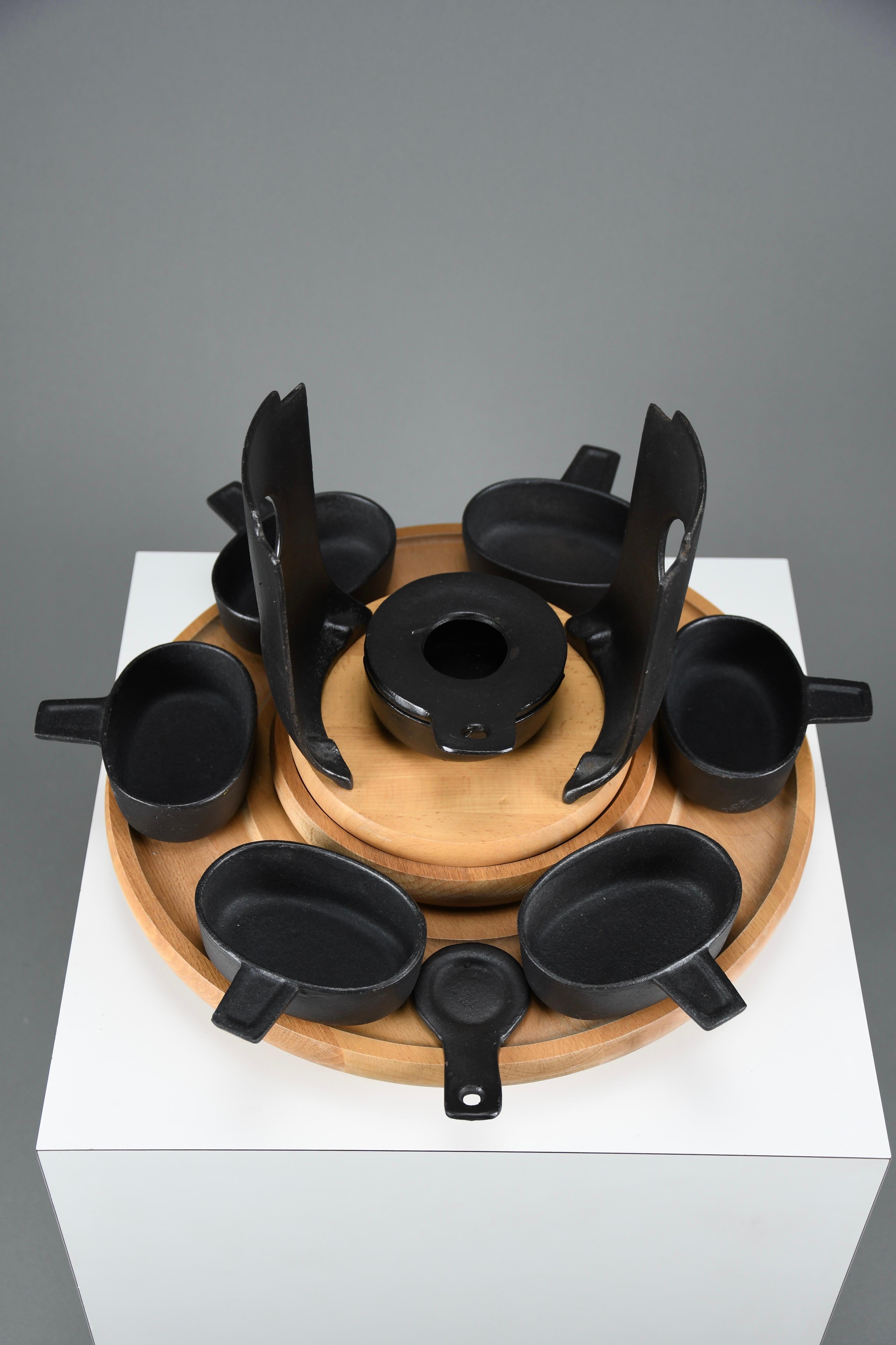 Mid-Century Modern Cast Iron and Wood Fondue Set by Richard Nissen for Bodum For Sale 2