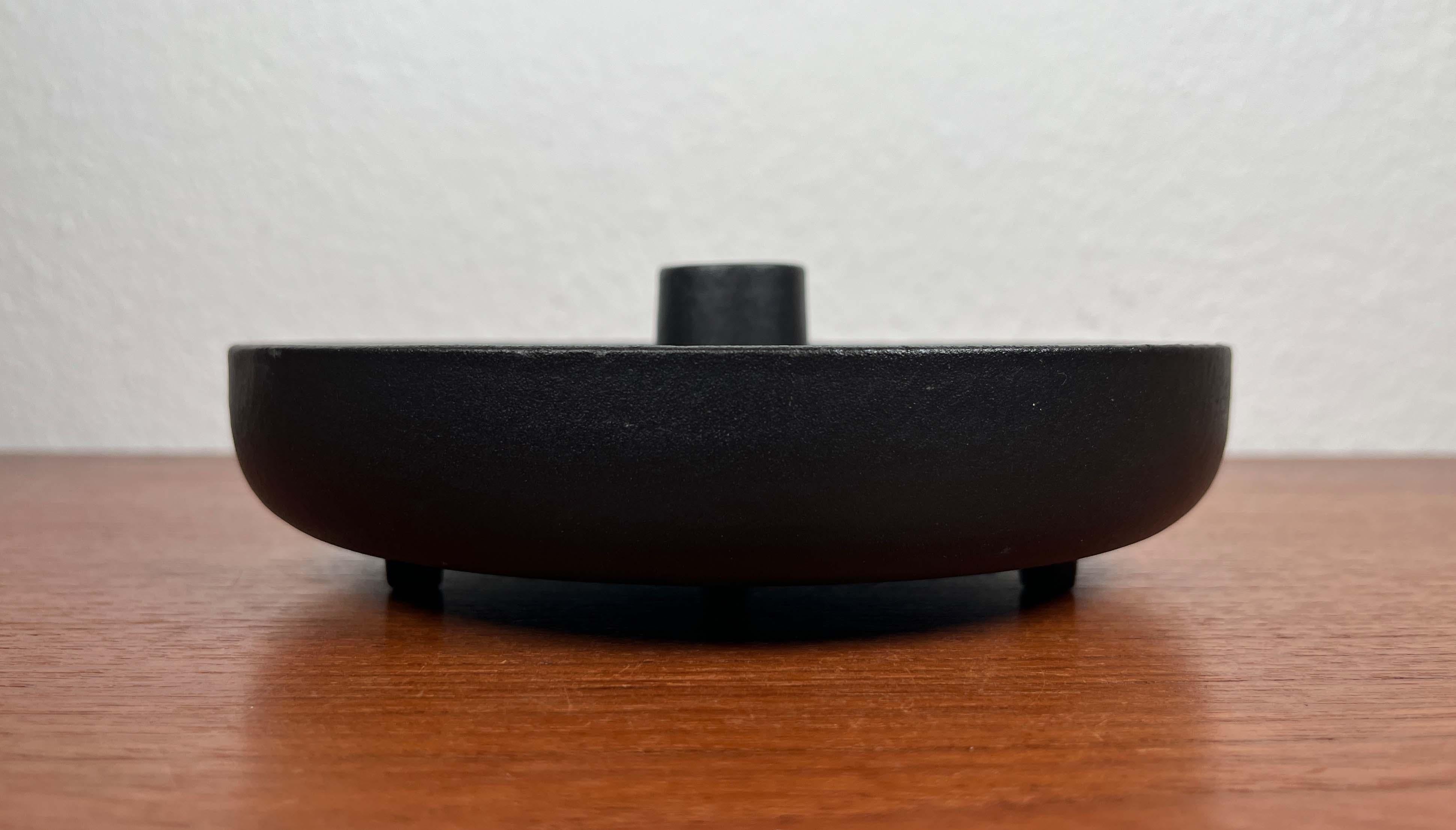 Portacandele in ghisa della modernità di metà secolo Timo Sarpaneva Rosenlew Finlandia 1960 in vendita 5