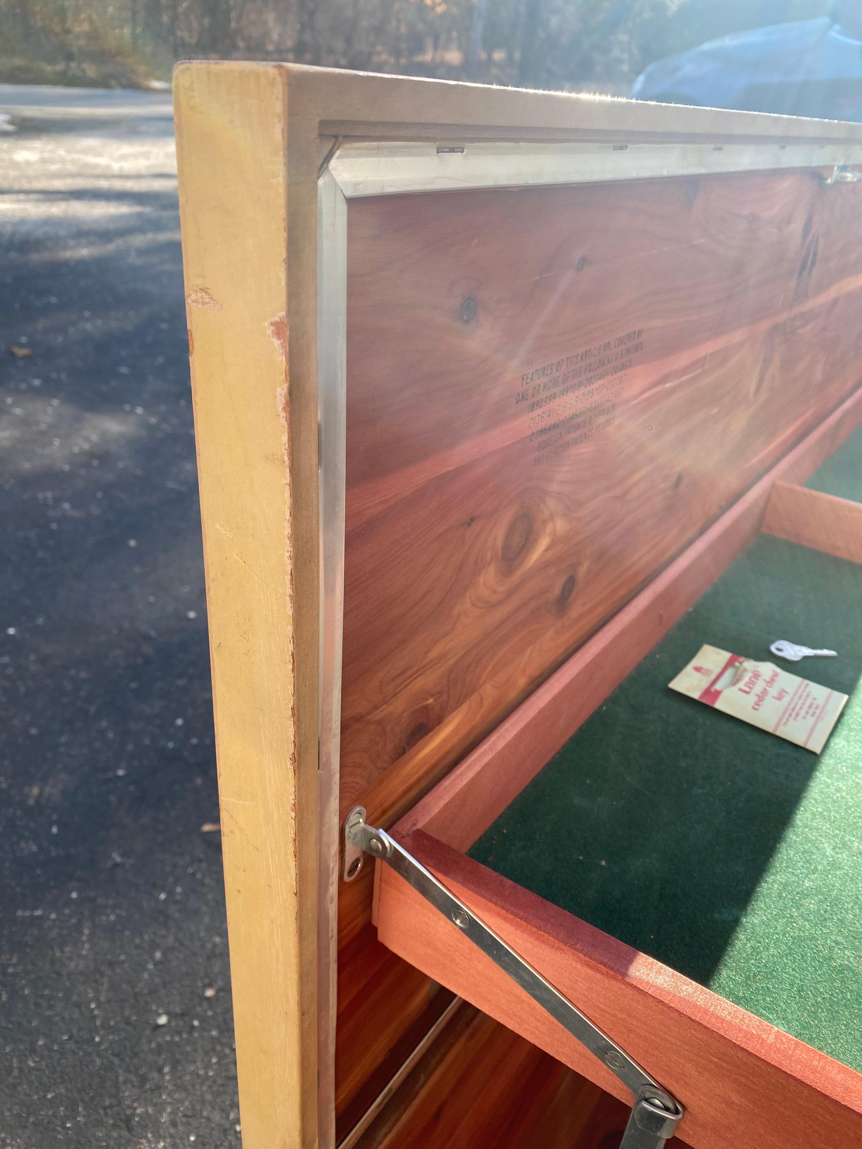 Mid-Century Modern Cedar Chest by Lane #7931-23 For Sale 1
