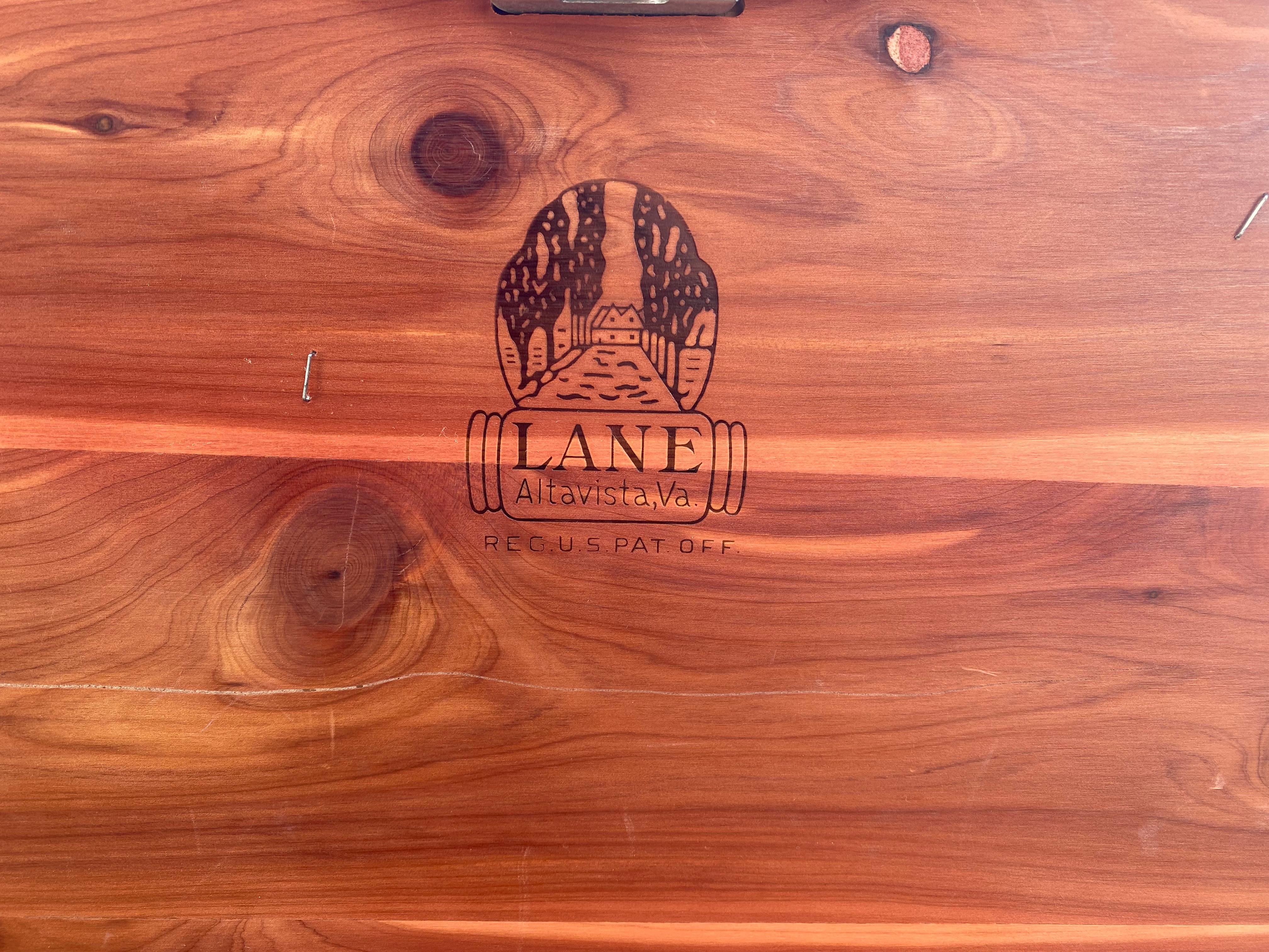 20th Century Mid-Century Modern Cedar Chest by Lane #7931-23 For Sale
