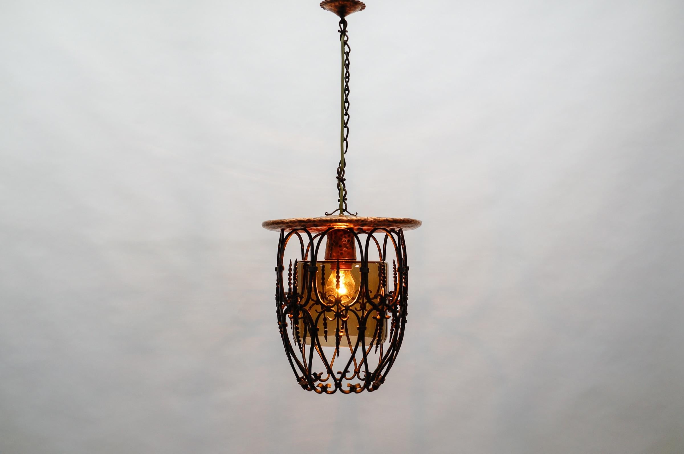 Mid-Century Modern Ceiling Lamp Made in Iron, Copper and Glass, 1950s For Sale 3