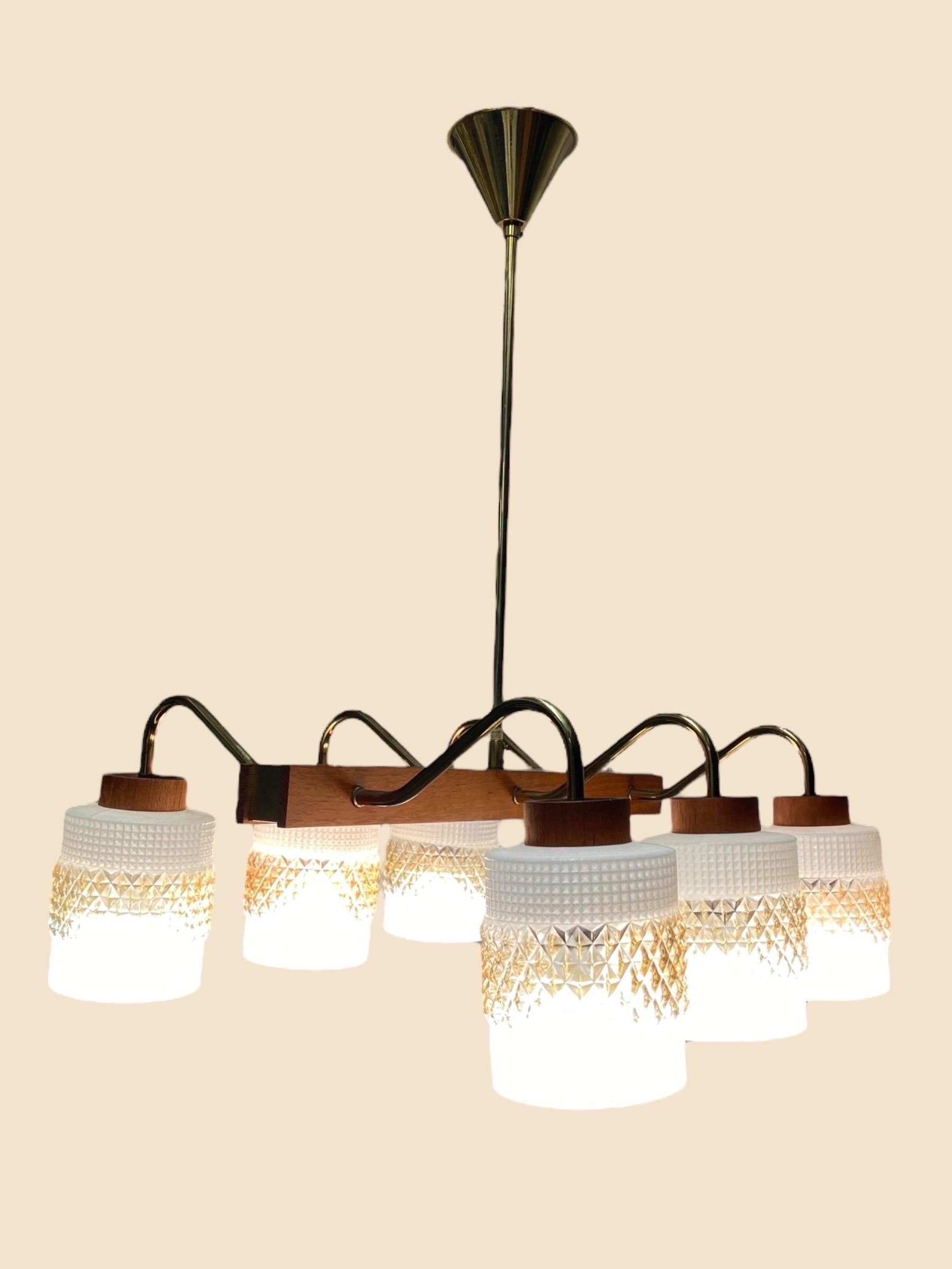 Mid-Century Modern Ceiling Pendant in Brass, Glass and Teak, Aris Finland 1960s For Sale 8