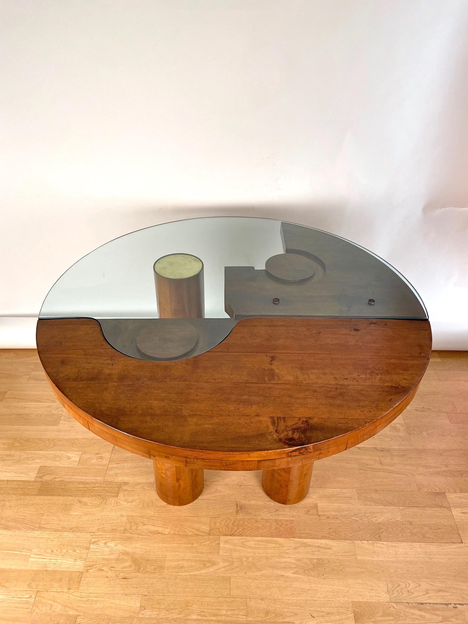 Mid-Century Modern Center/Dining Walnut Table Attributed to N & Patuzzi NP Group 3
