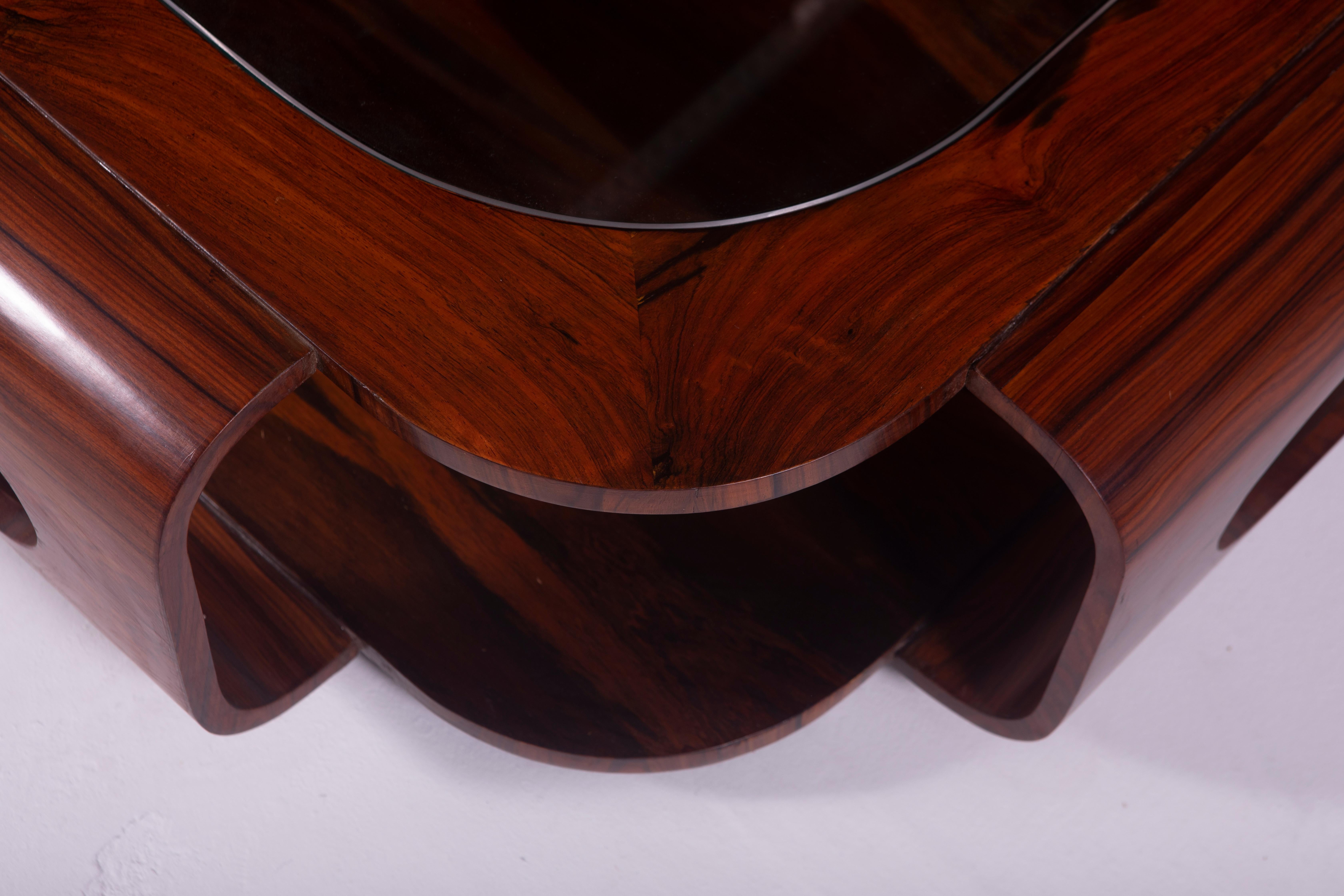 Mesa de centro moderna de mediados de siglo de Bertomeu & Cia, Brasil, años 60 Barnizado en venta