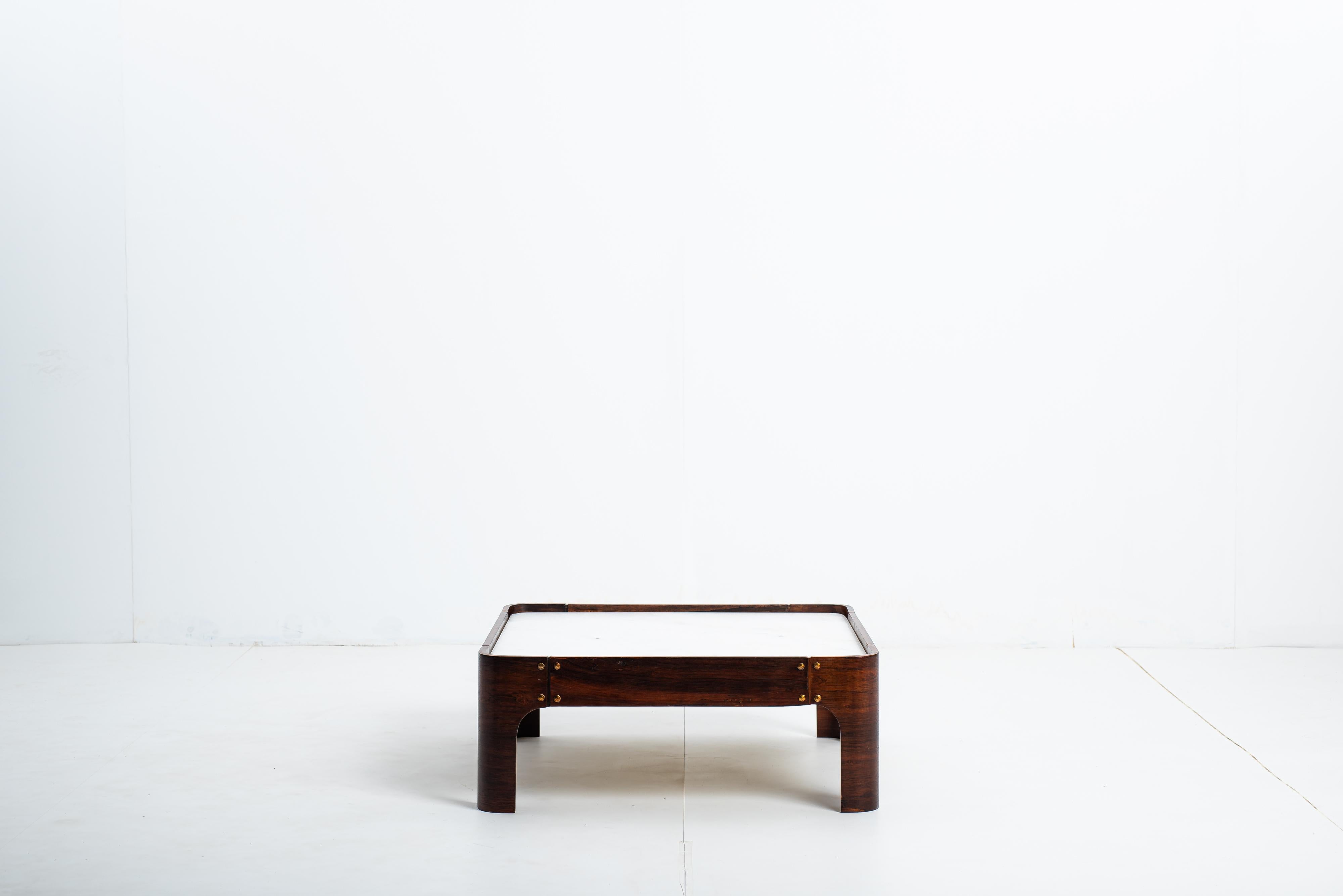 Milieu du XXe siècle Table centrale moderne du milieu du siècle dernier par Bertomeu & Cia, Brésil, années 1960 en vente