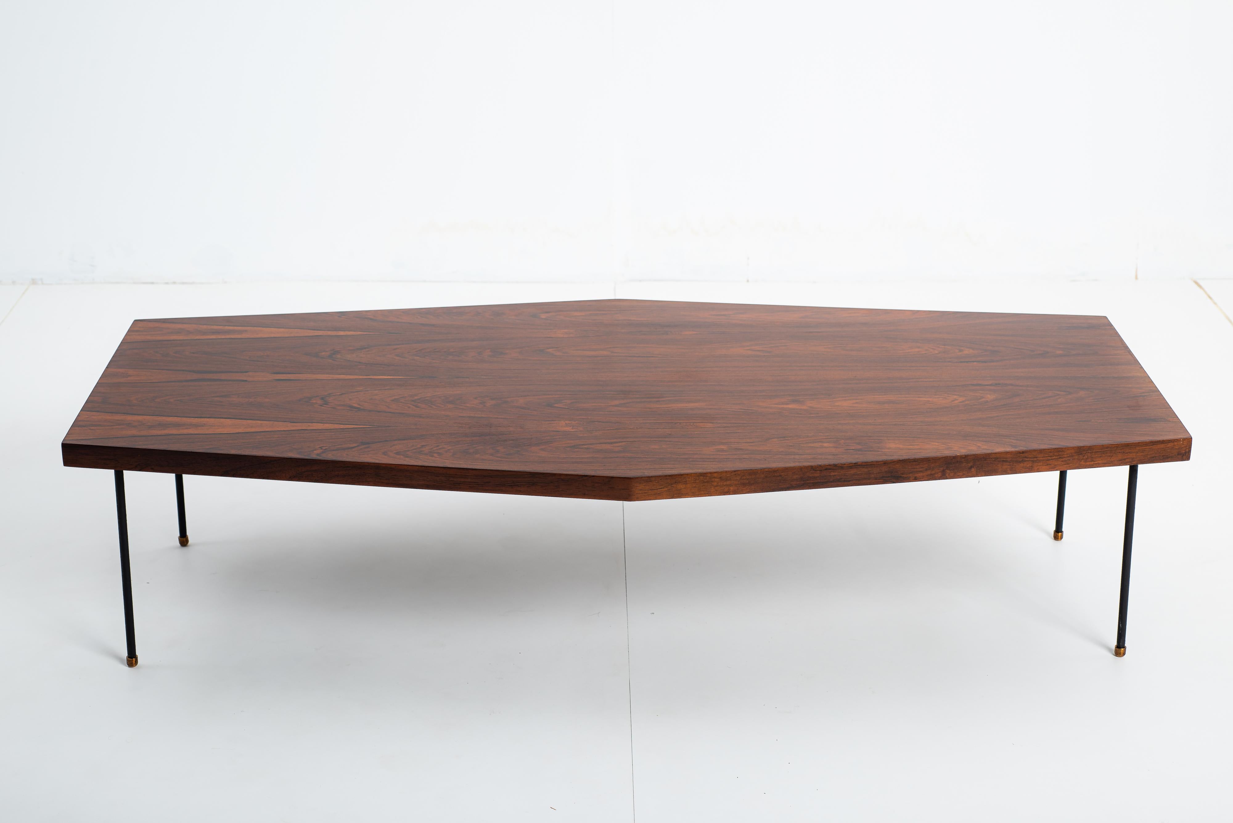 Mid-Century moderno Mid-Century Modern Center Table by Brazilian Designer, 1960s in vendita