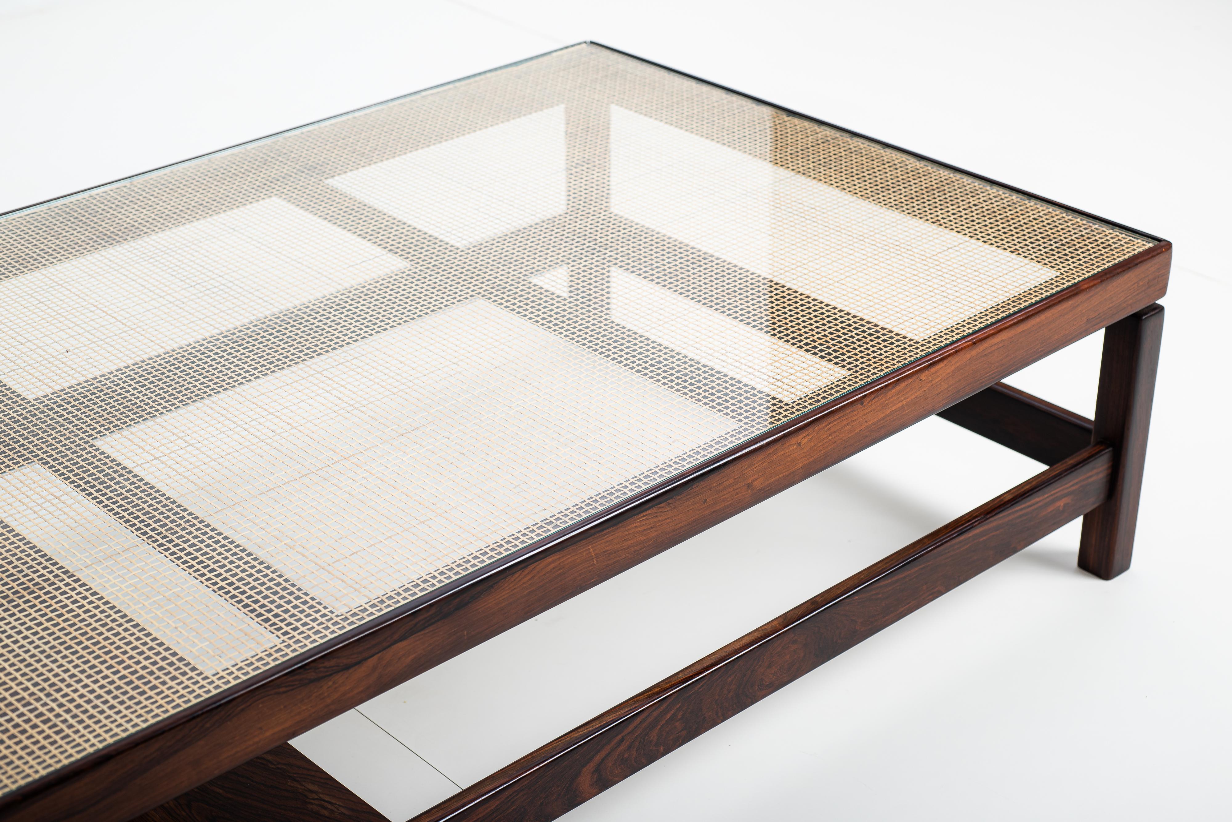 Mid-Century Modern Center table by Brazilian Designer, Brazil, 1960s For Sale 4