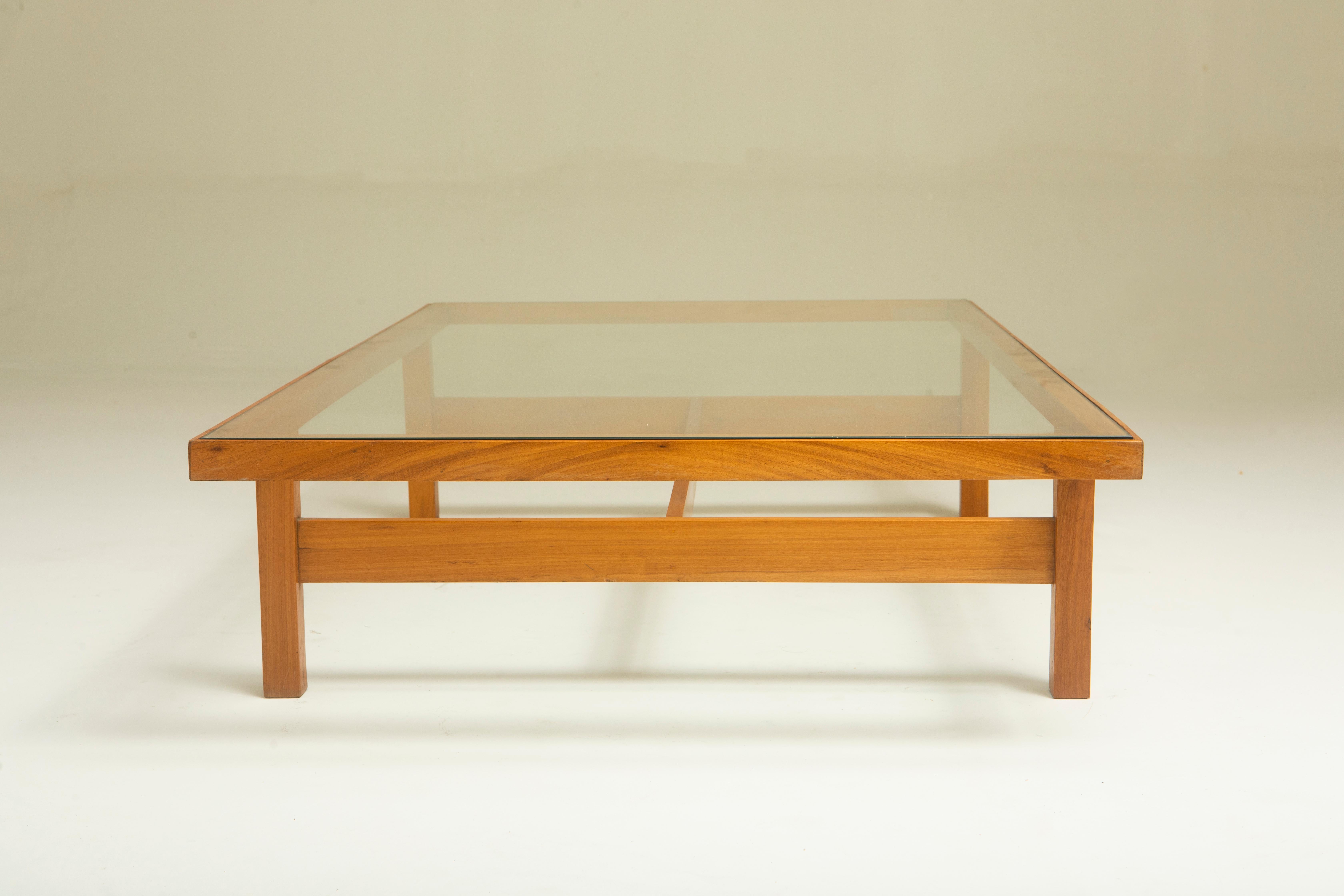 Verni Table centrale moderne du milieu du siècle par The Moderns Branco & Preto, Brésil, années 1950 en vente