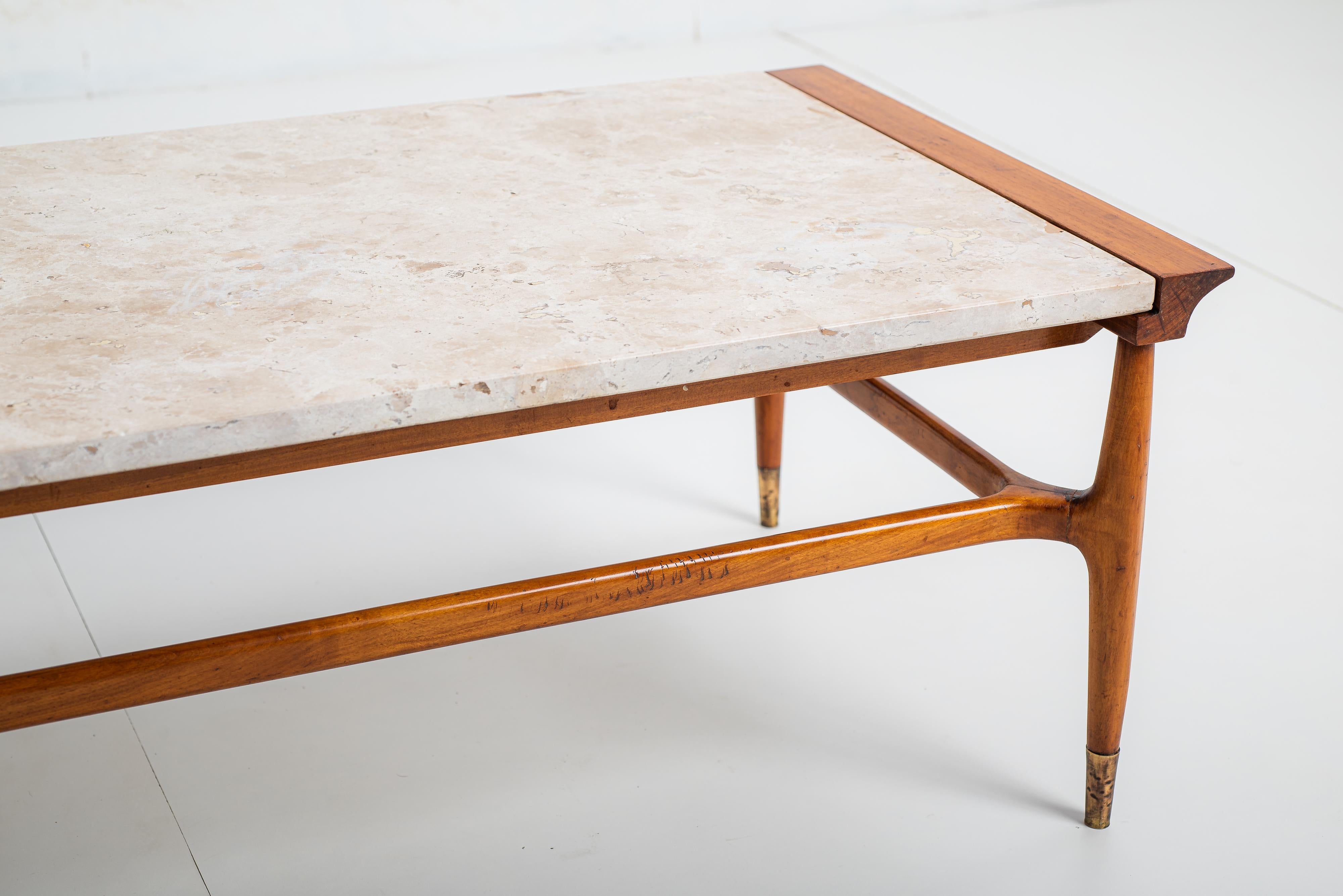 Mid-Century Modern Center table by Giuseppe Scapinelli, Brazil, 1950s For Sale 5