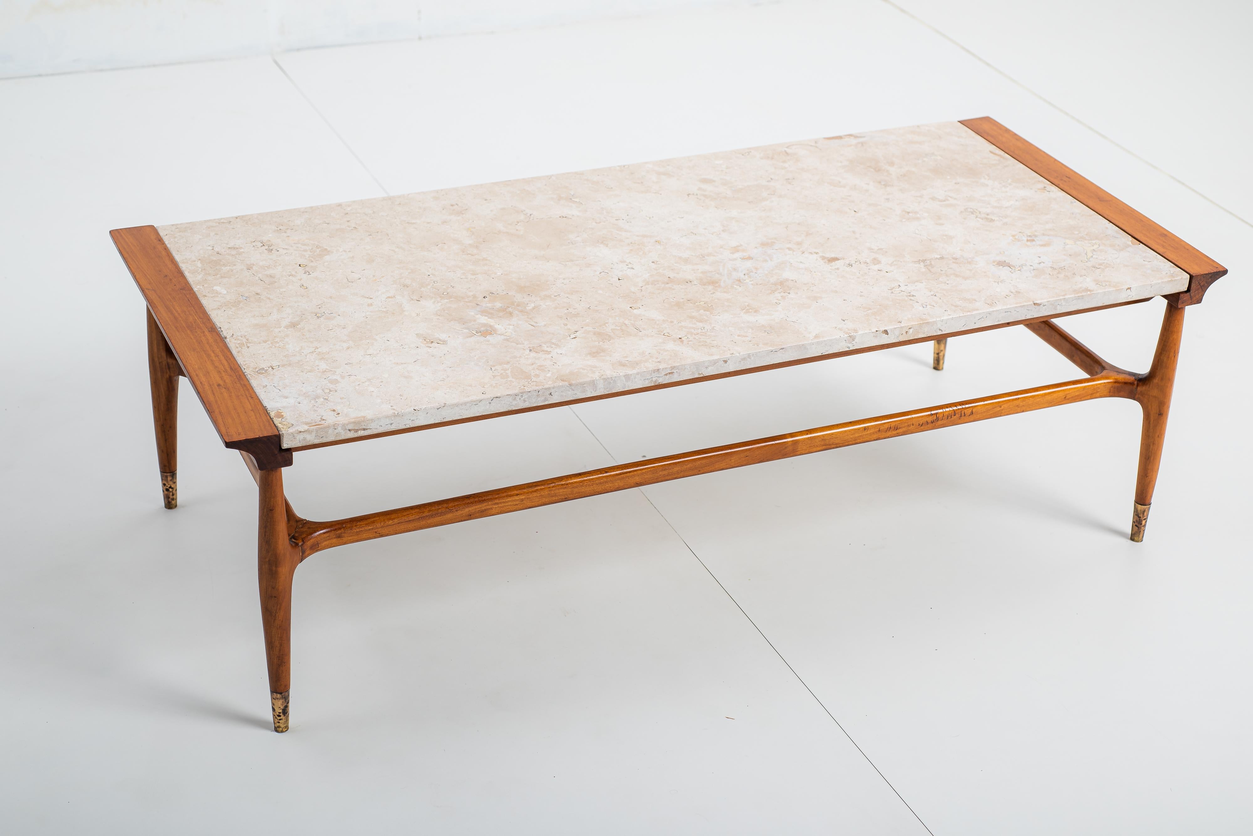 Mid-Century Modern Center table by Giuseppe Scapinelli, Brazil, 1950s For Sale 2