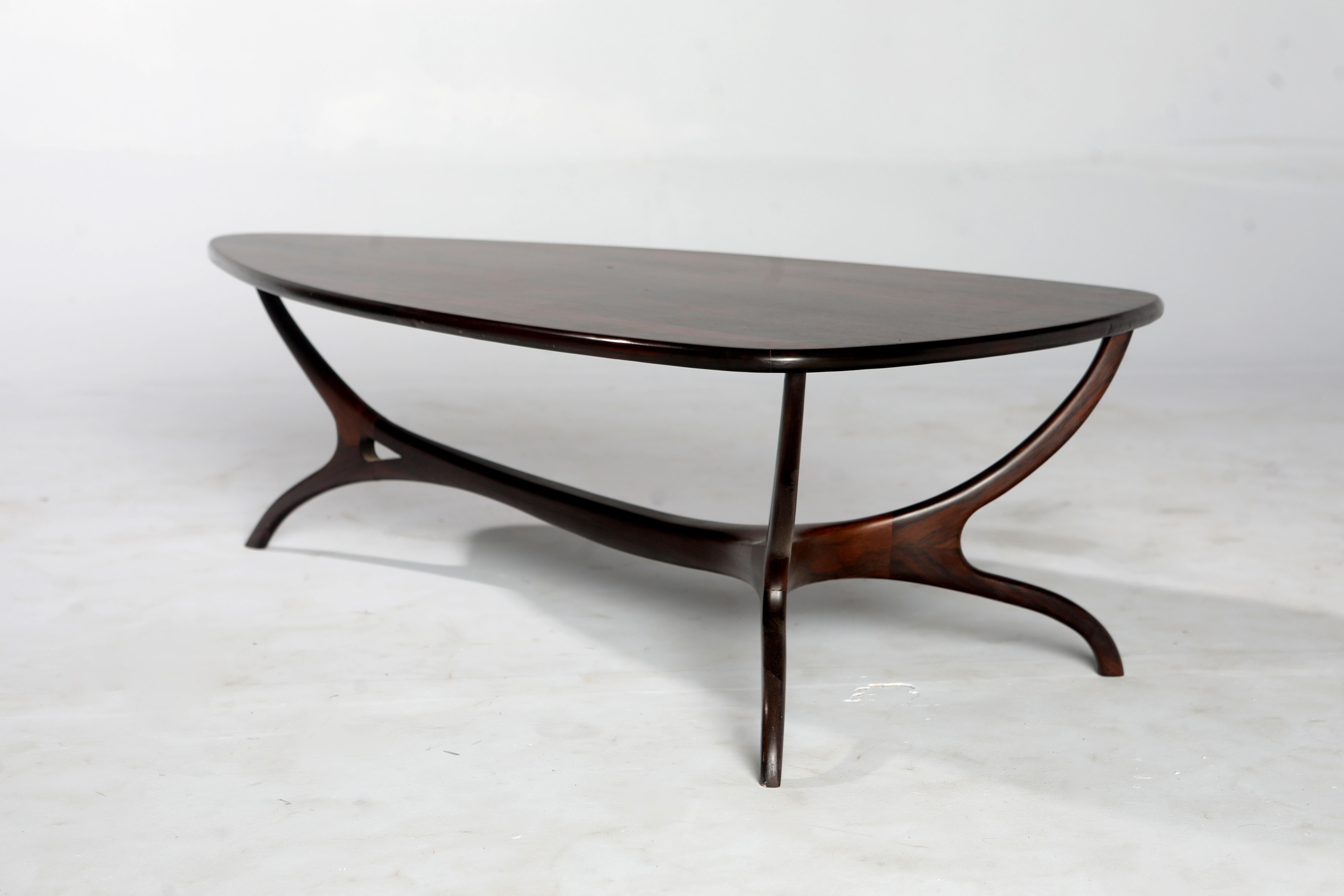 Wood Mid-Century Modern Center Table by Giuseppe Scapinelli, Brazil, 1960s For Sale