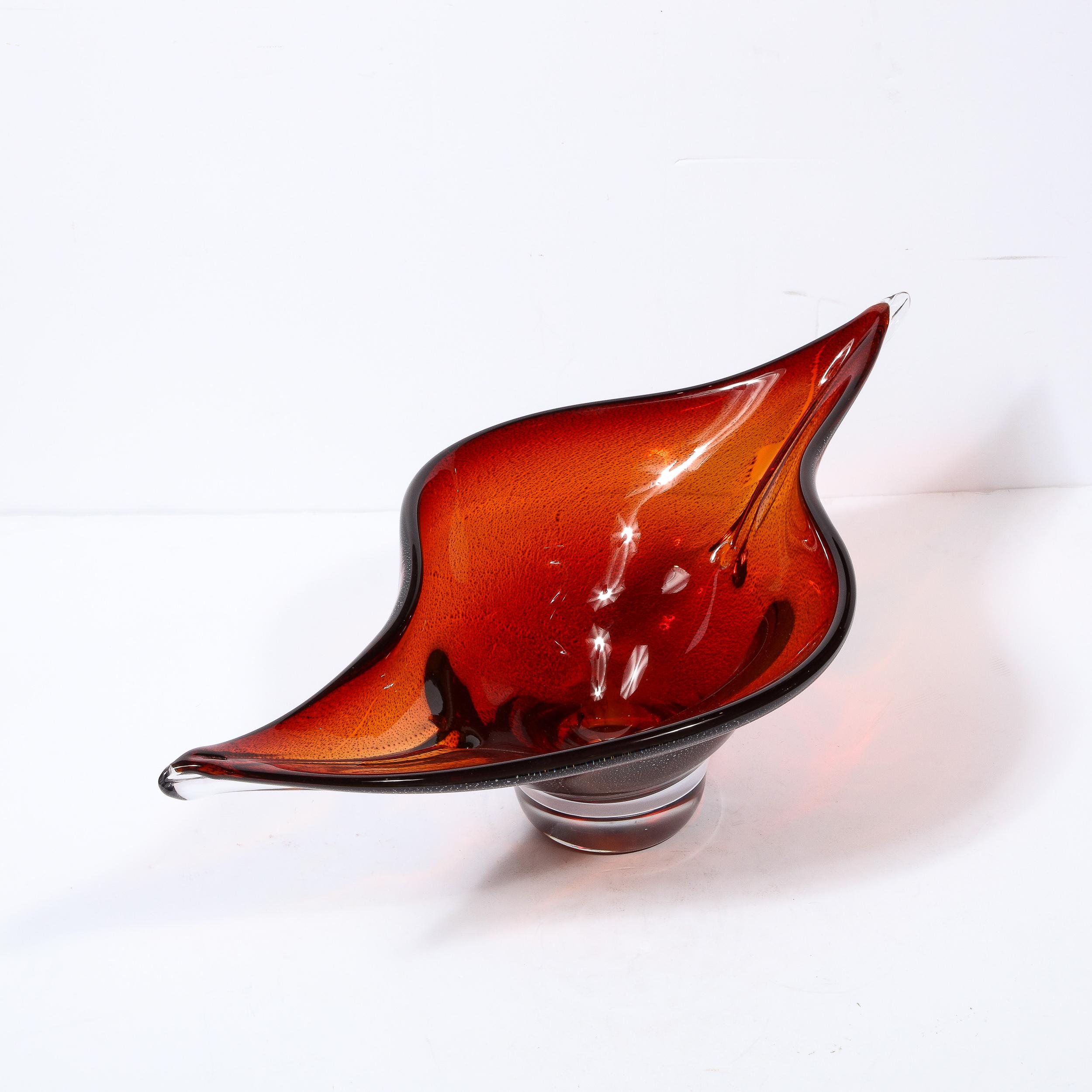 Mid-Century Modern Centerpiece Bowl in Smoked Ruby Hand-Blown Murano Glass In Excellent Condition In New York, NY