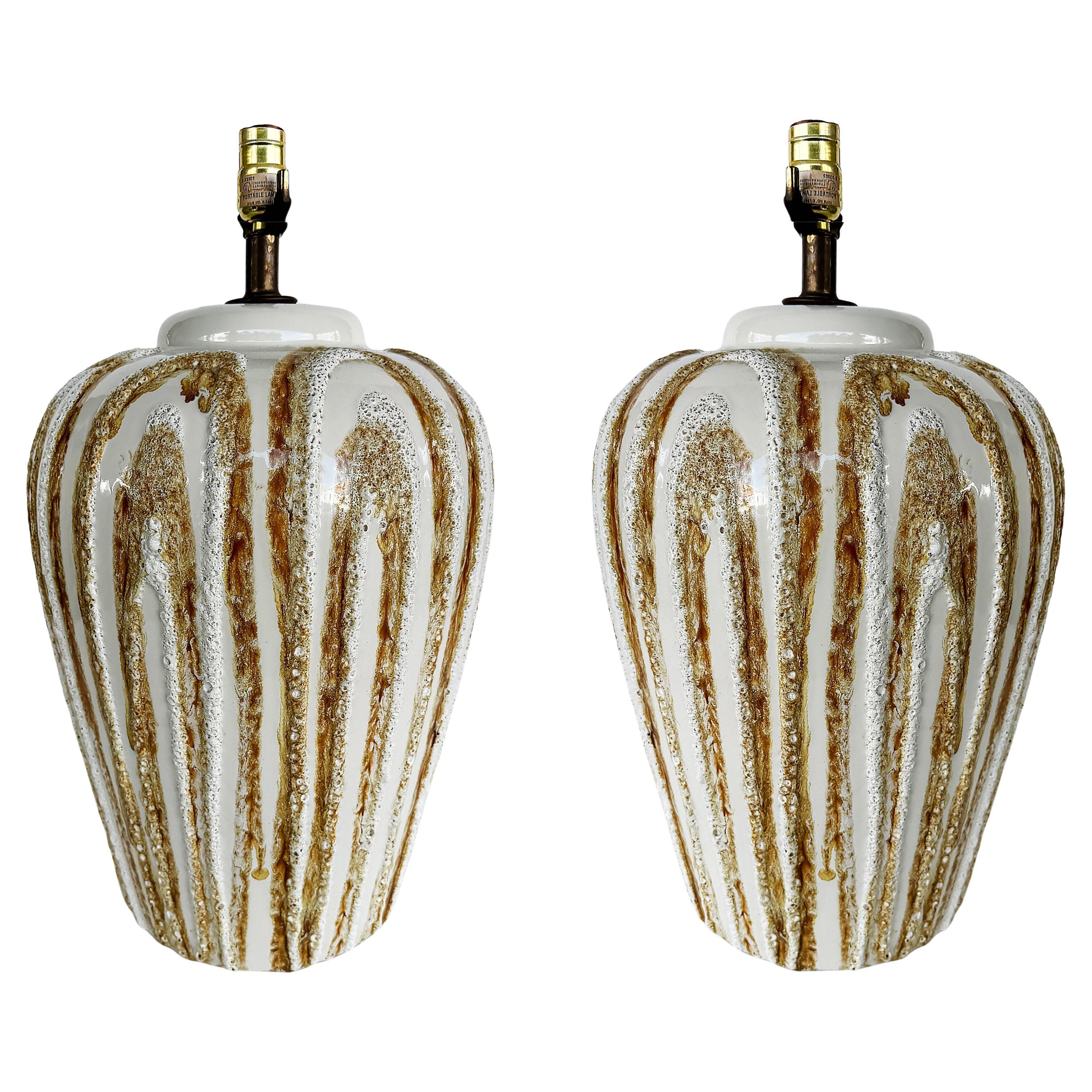 Lampes de table en céramique Boho Lava Glaze du milieu du siècle dernier, grande paire