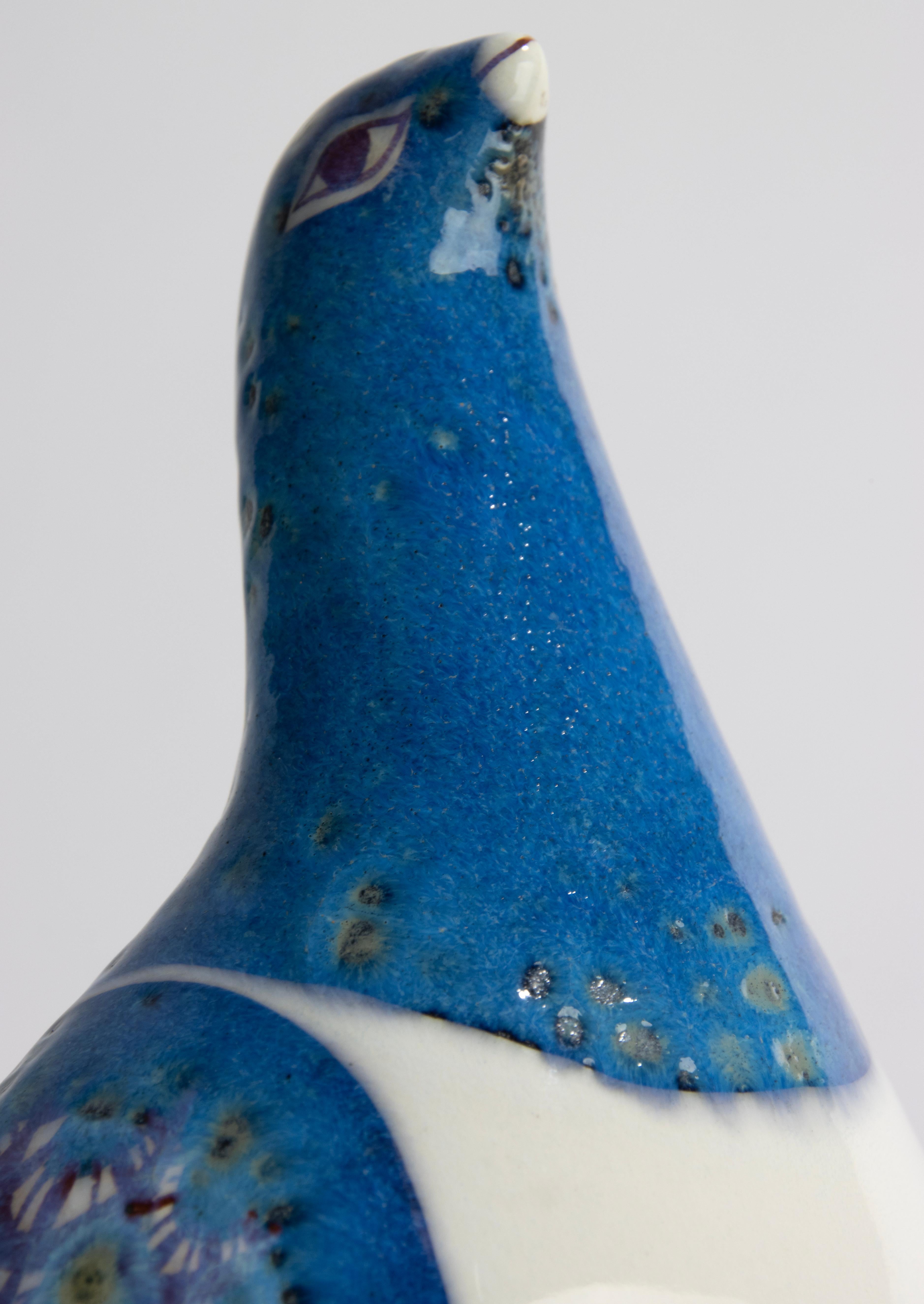 Moderne Keramikschale aus der Mitte des Jahrhunderts – Pfau – Royal Copenhagen – Berte Jessen im Angebot 3
