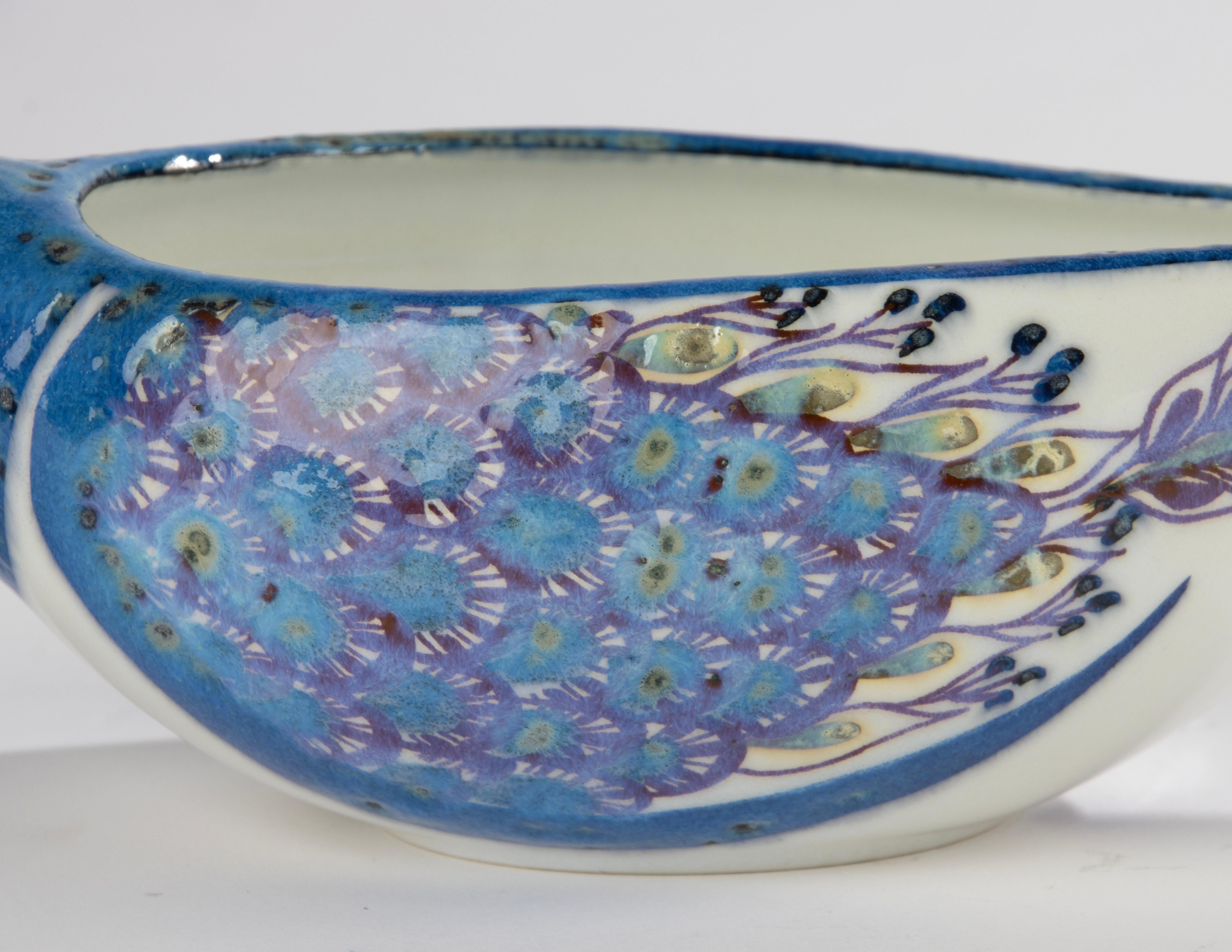 Moderne Keramikschale aus der Mitte des Jahrhunderts – Pfau – Royal Copenhagen – Berte Jessen im Angebot 5