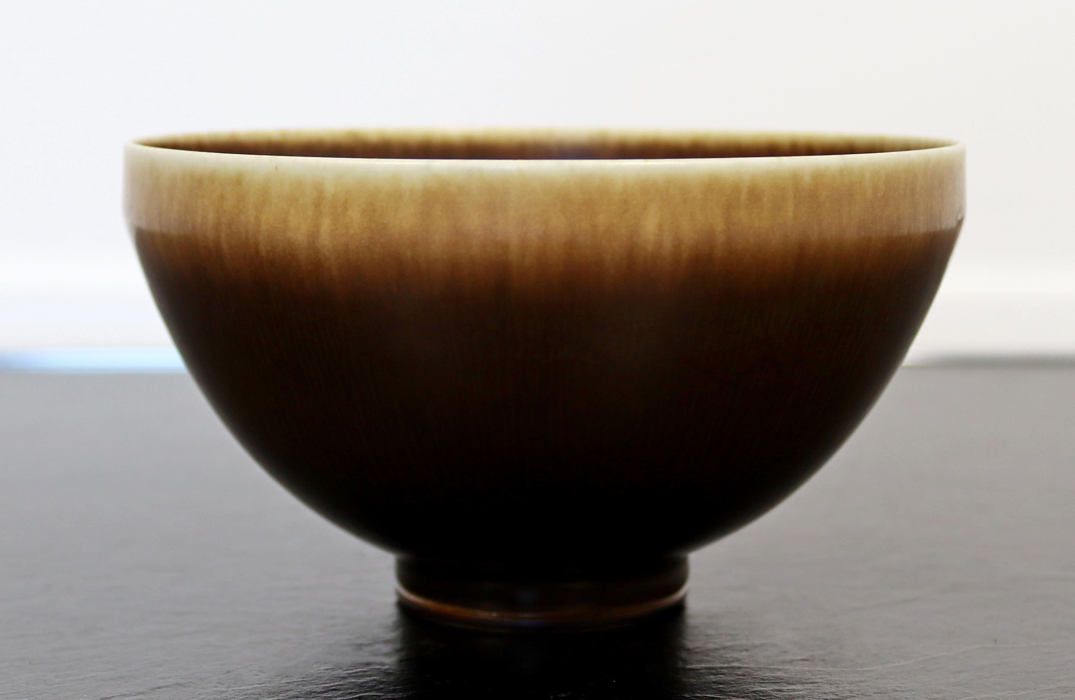Mid-20th Century Mid-Century Modern Ceramic Bowl Signed Berndt Friberg Brown Hare Glaze, 1960s For Sale