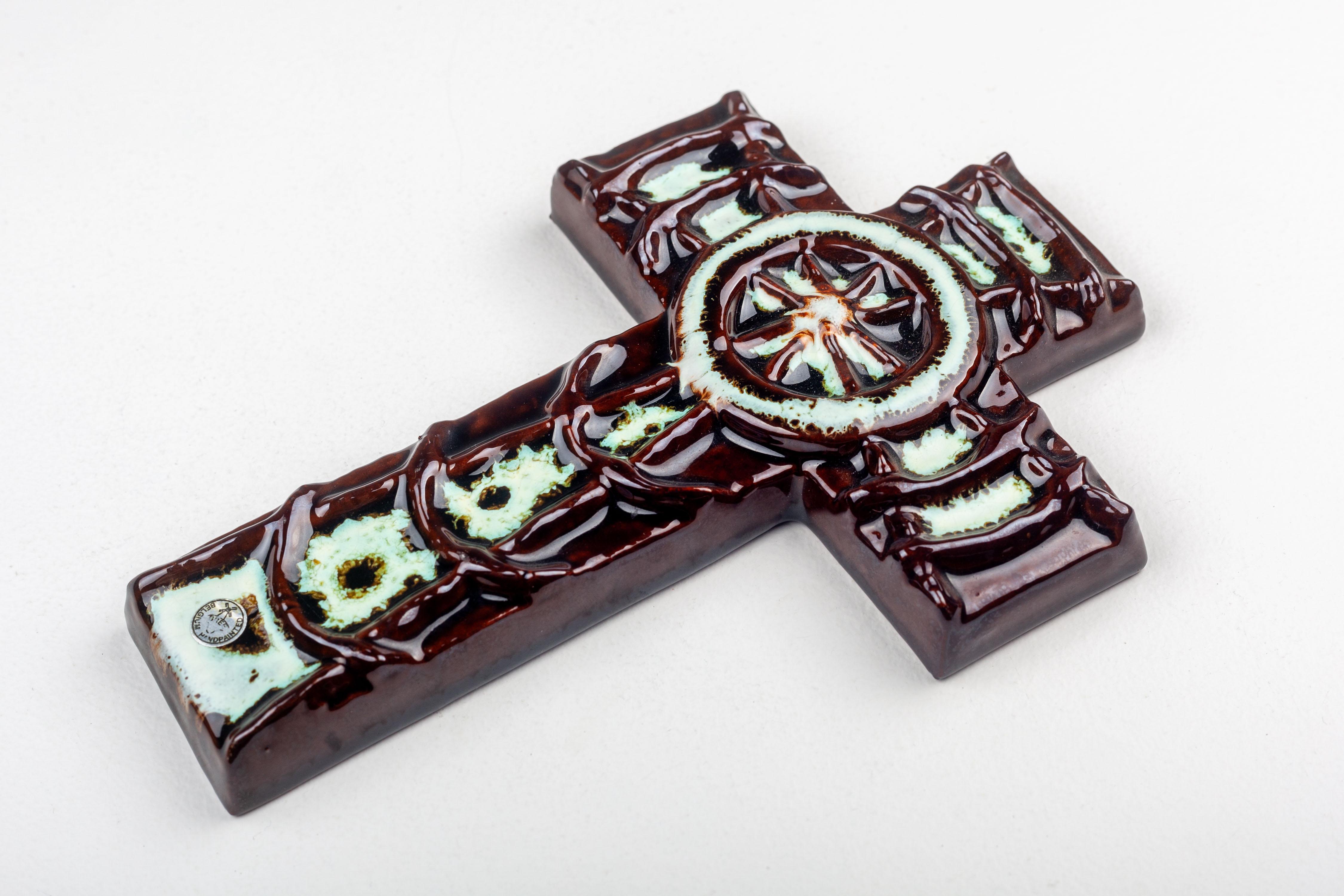 Mid-Century Modern Ceramic Cross For Sale 7