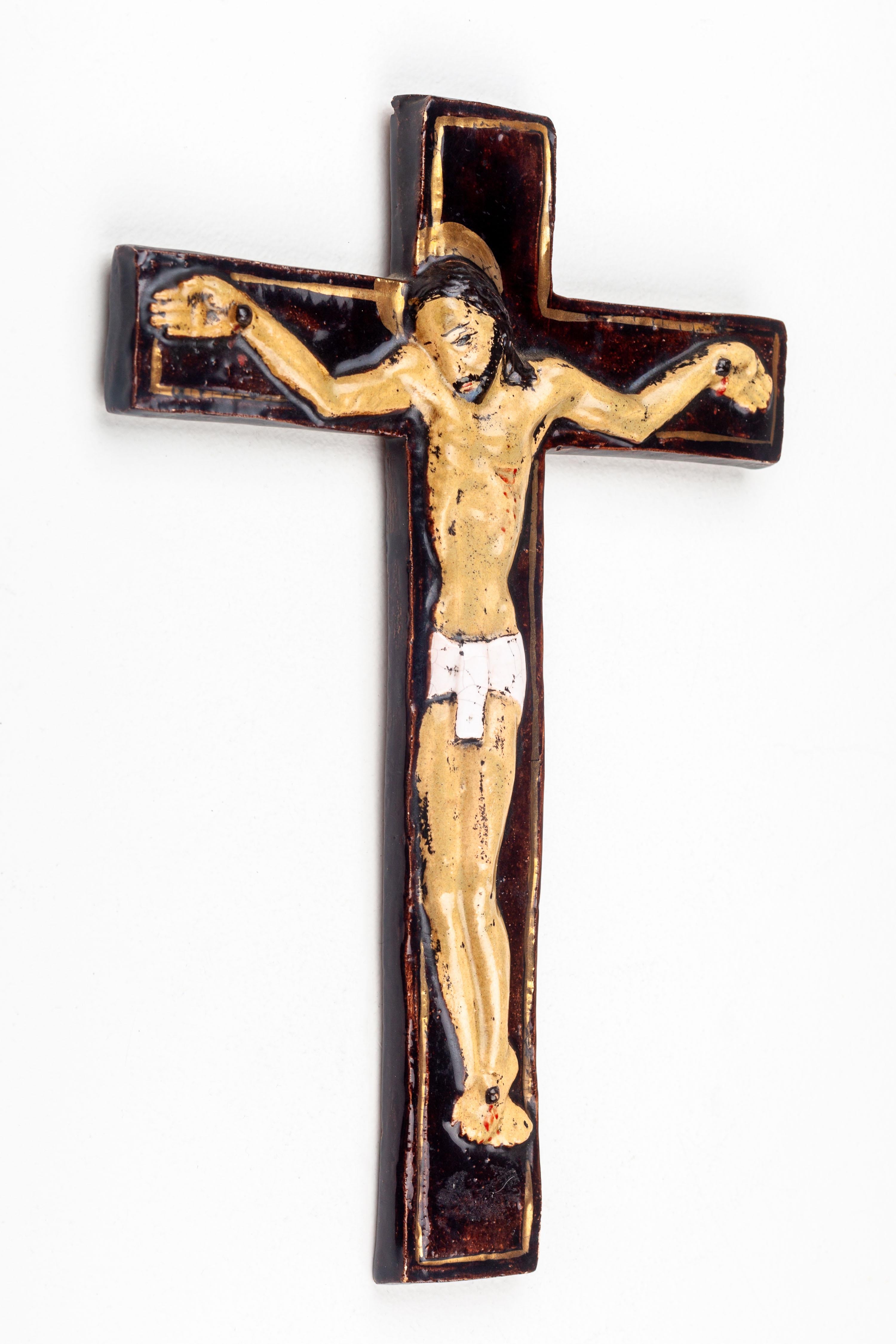Mid-Century Modern Ceramic Crucifix For Sale 2