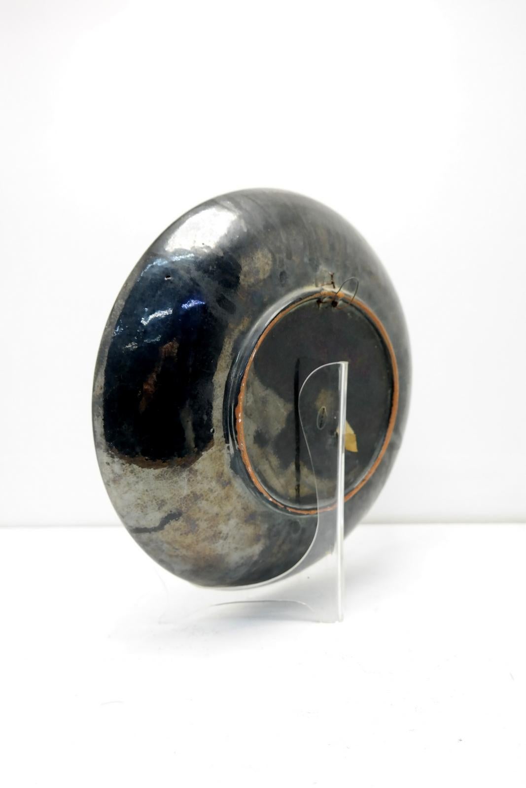 Vernissé Assiette murale décorative en céramique moderne du milieu du siècle dernier, 1970 en vente