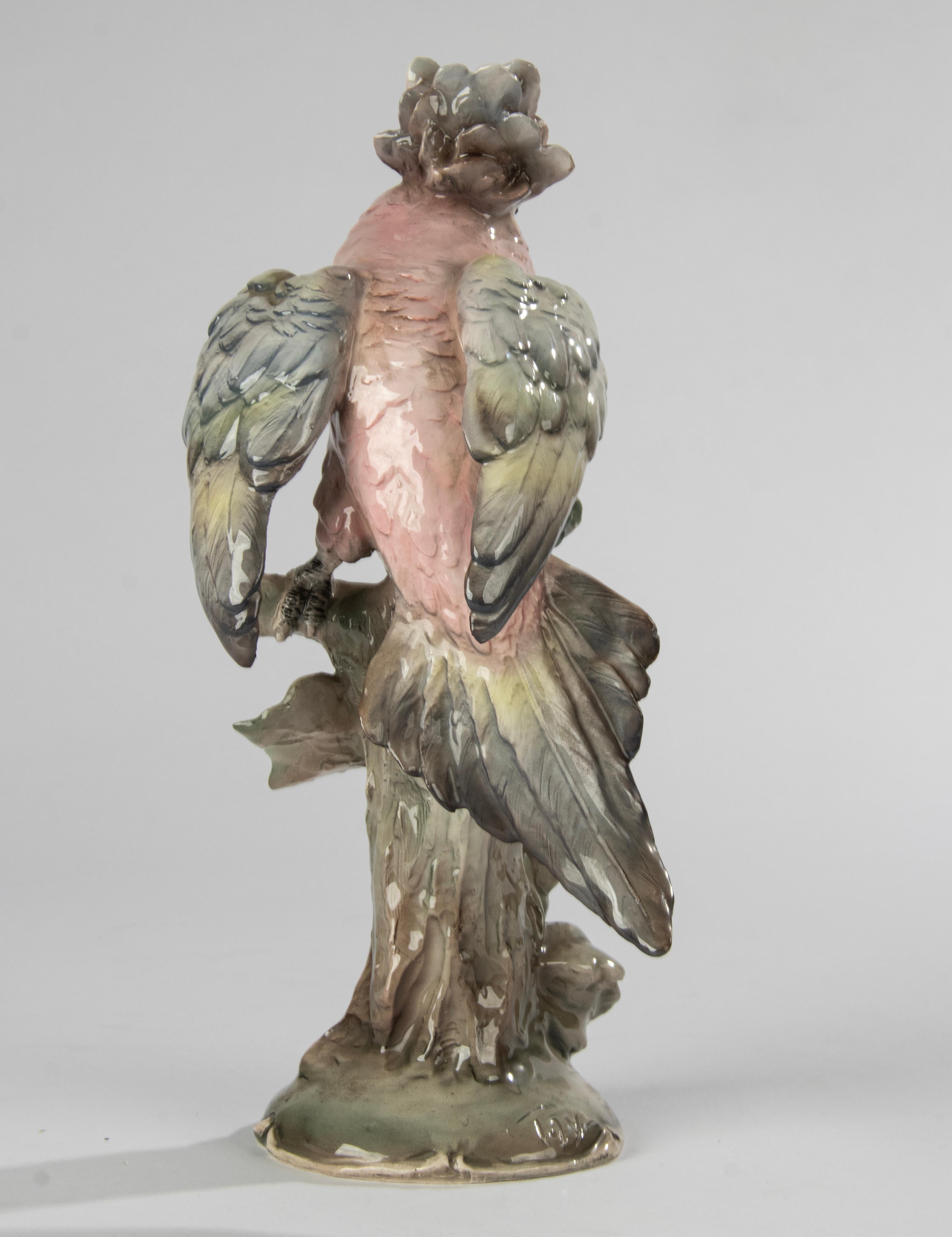 Mid-Century Modern Ceramic Figurine of a Parrot For Sale 5