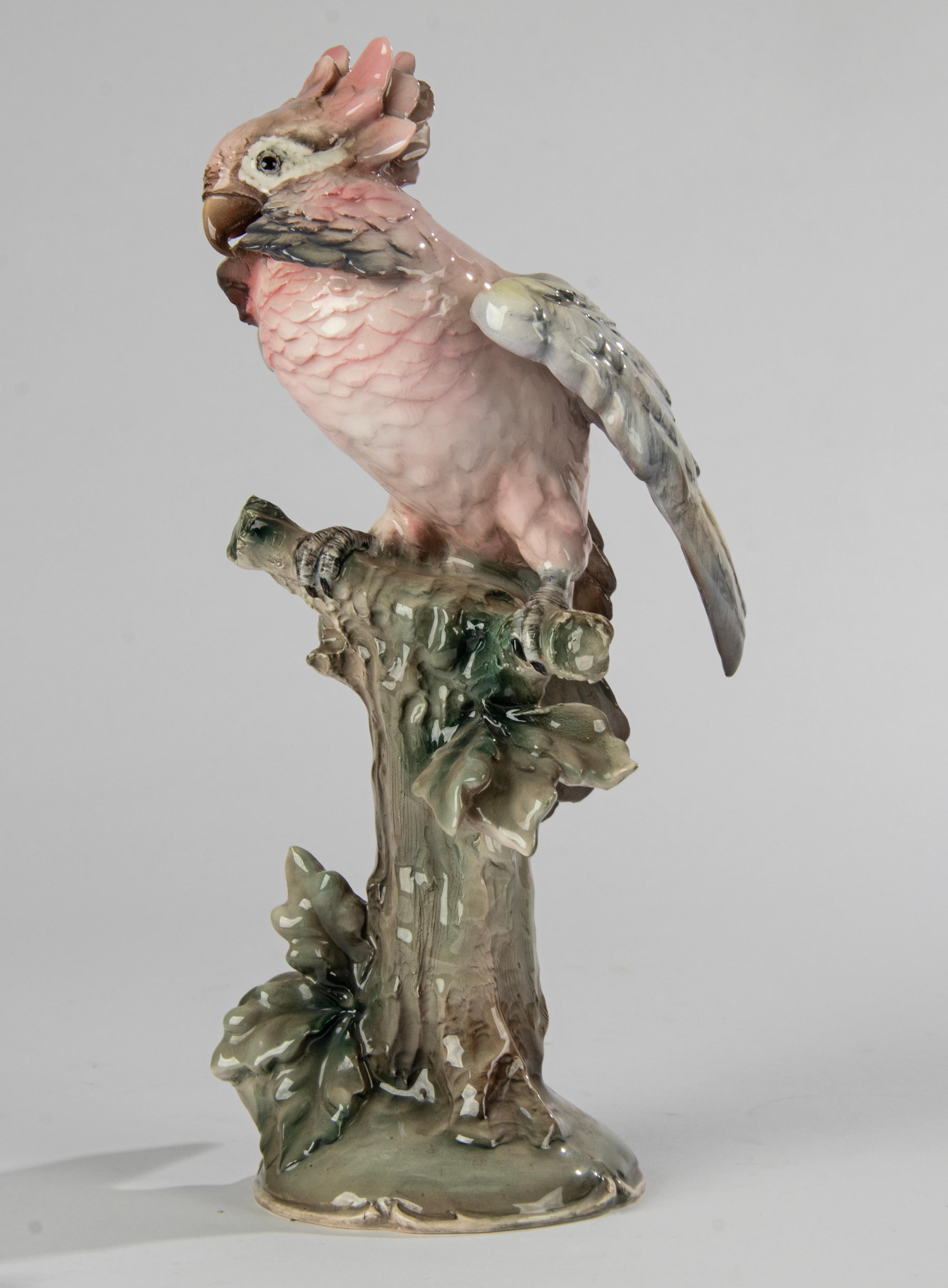 Mid-Century Modern Ceramic Figurine of a Parrot For Sale 8