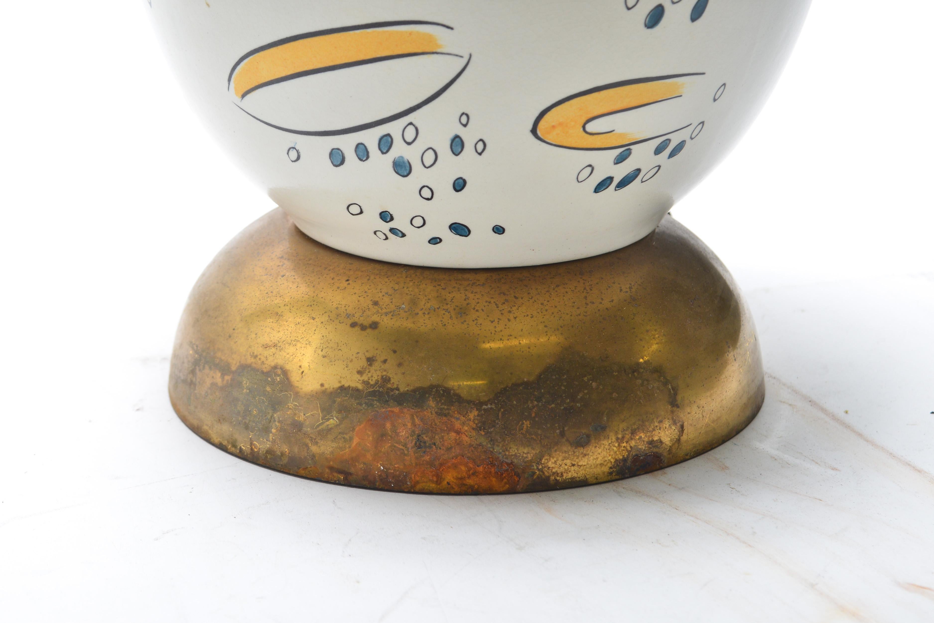 20th Century Mid-Century Modern Ceramic and Gold-Tone Table Lamp For Sale
