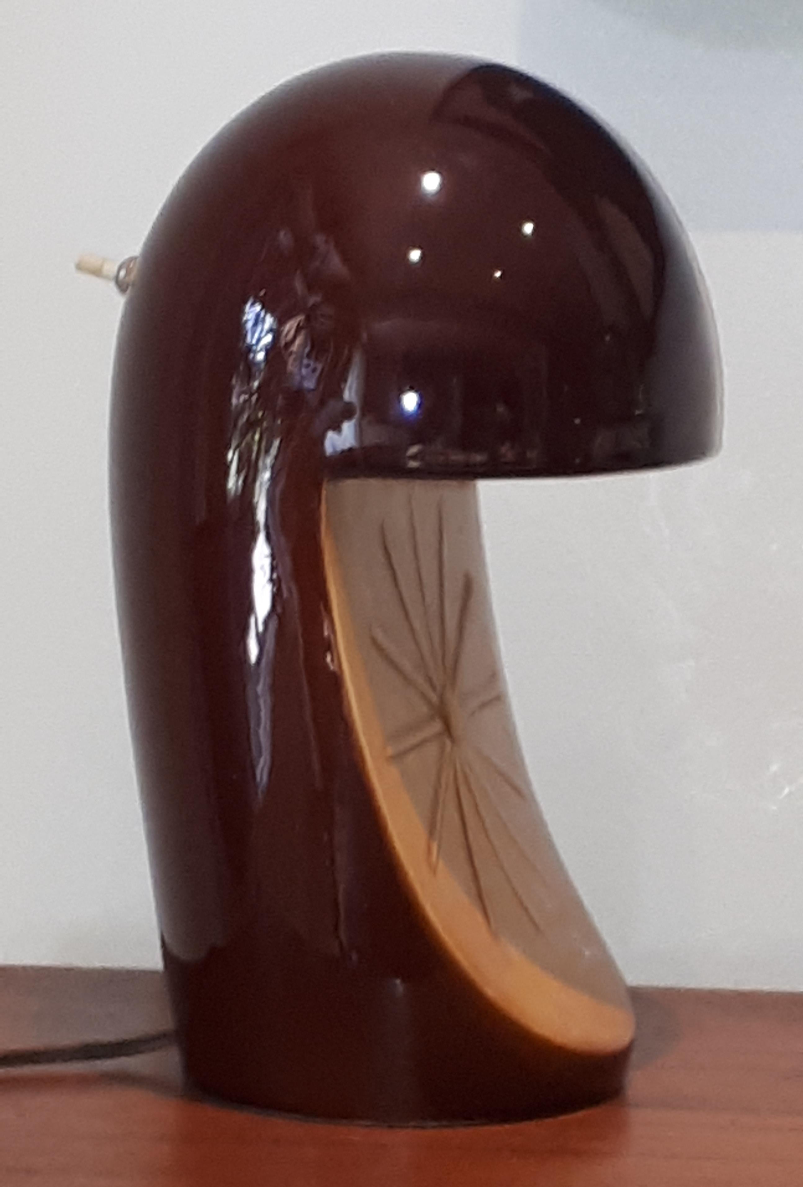 Mid-Century Modern Ceramic Marcelllo Cuneo Attributed Table or Accent Lamp For Sale 8