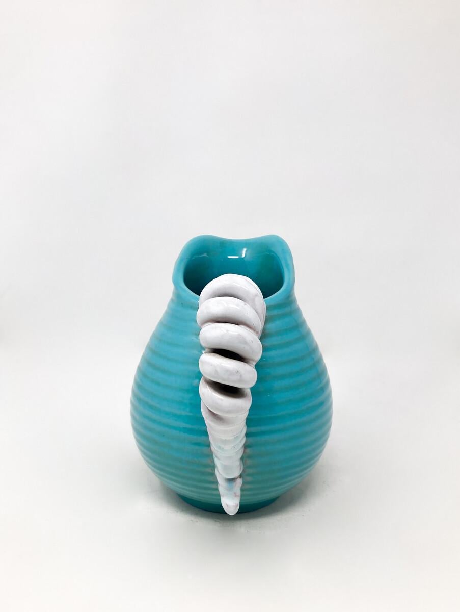 Brocca in ceramica moderna di metà secolo firmata Alexander, Belgio, anni '50 in vendita 1