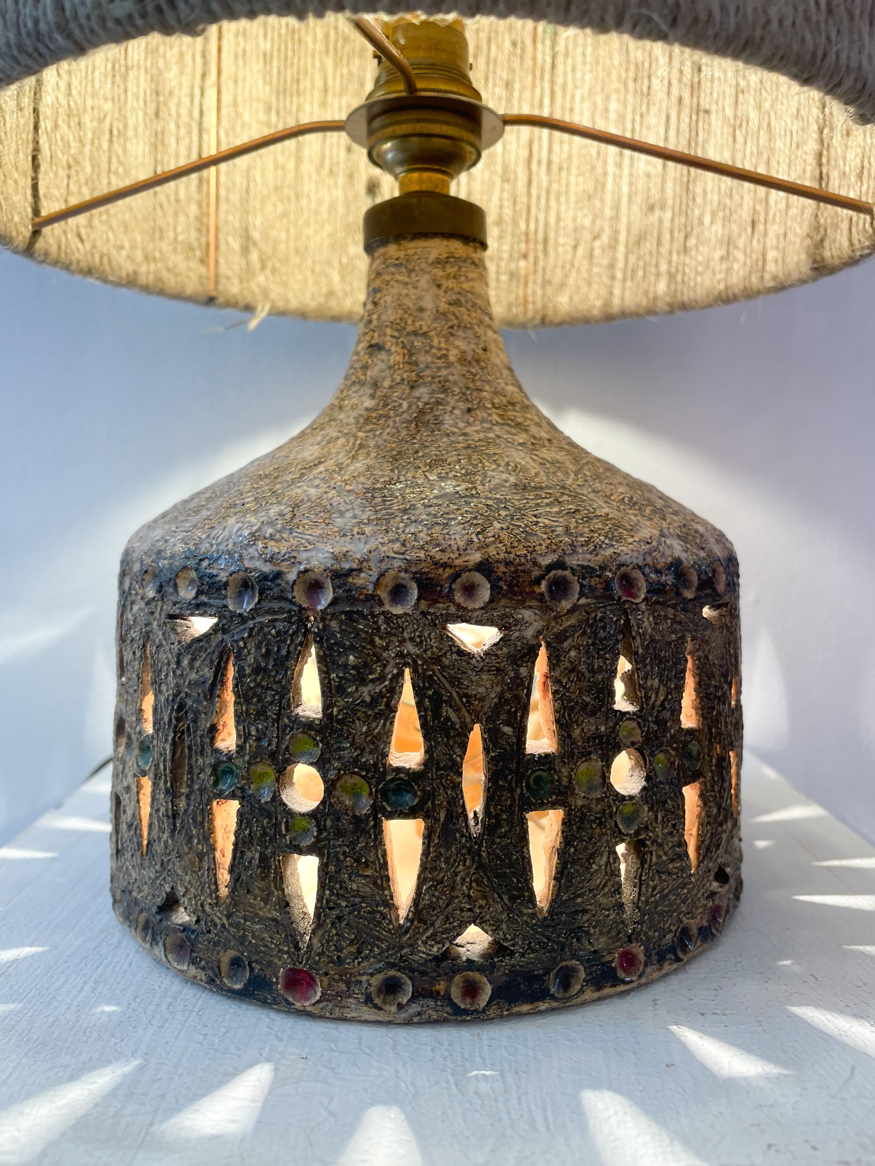 Moderne Keramik-Tischlampe aus der Mitte des Jahrhunderts im Stil von Georges Pelletier, 1960er Jahre im Angebot 4