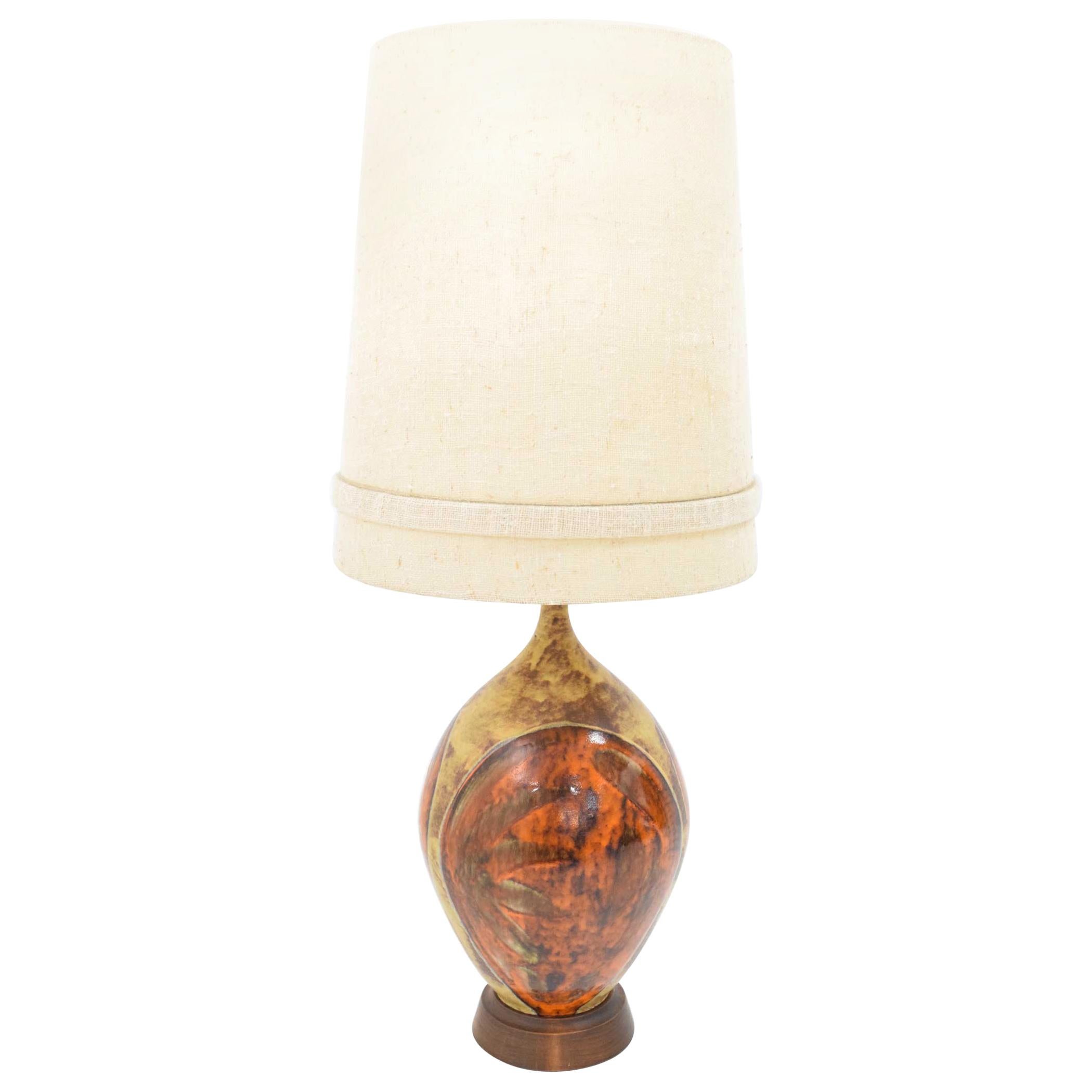 Mid-Century Modern Ceramic Table Lamp in Orange and Brown For Sale