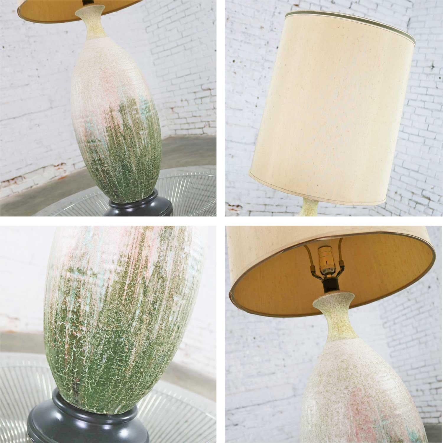 Mid-Century Modern Ceramic Table Lamp with Cream Fuchsia Green Drip Lava Glaze For Sale 4