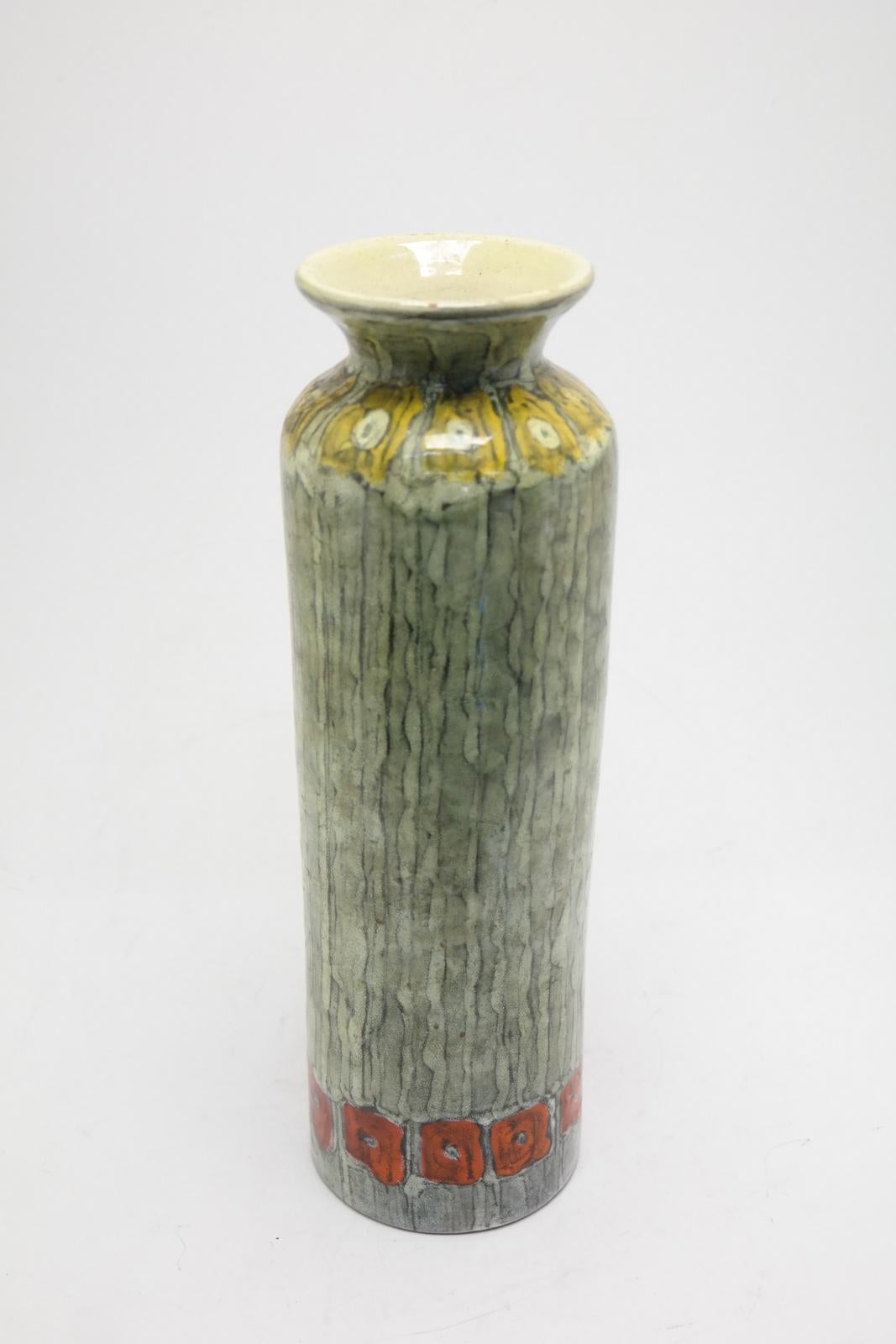 Mid-Century Modern ceramic vase by Illes, 1970s.