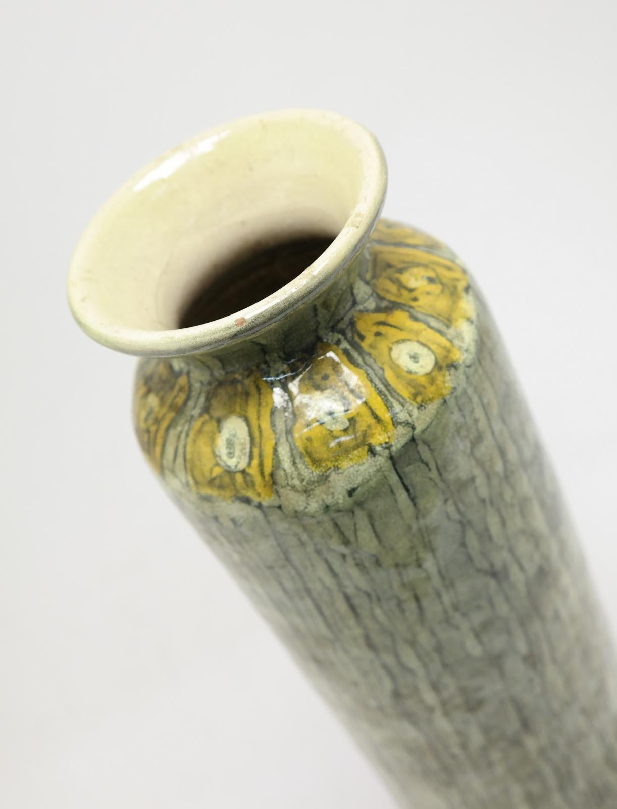 Mid-Century Modern Ceramic Vase by Illes, 1970s In Good Condition For Sale In Budapest, HU