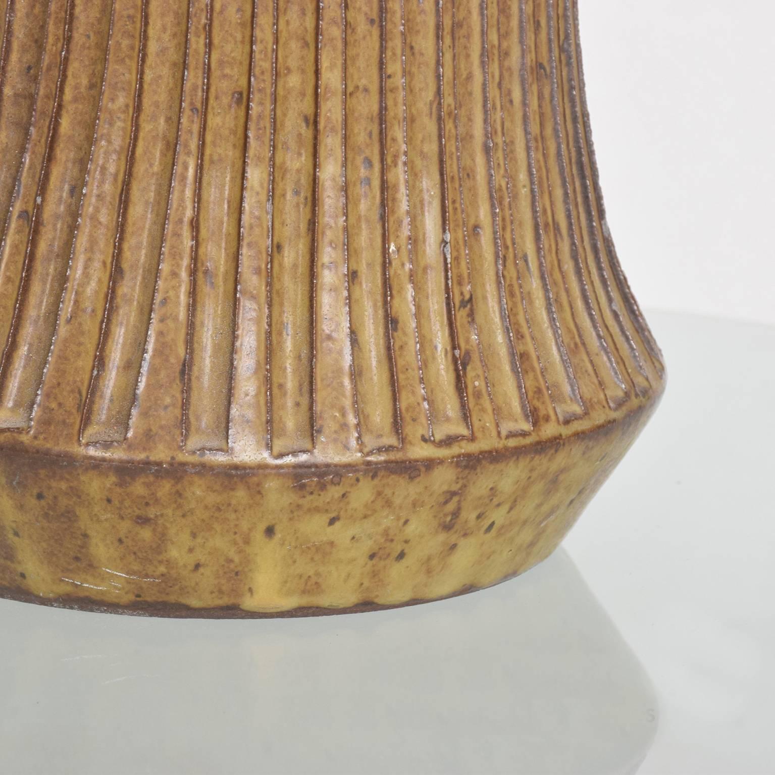 Mid-Century Modern Ceramic Vase 1