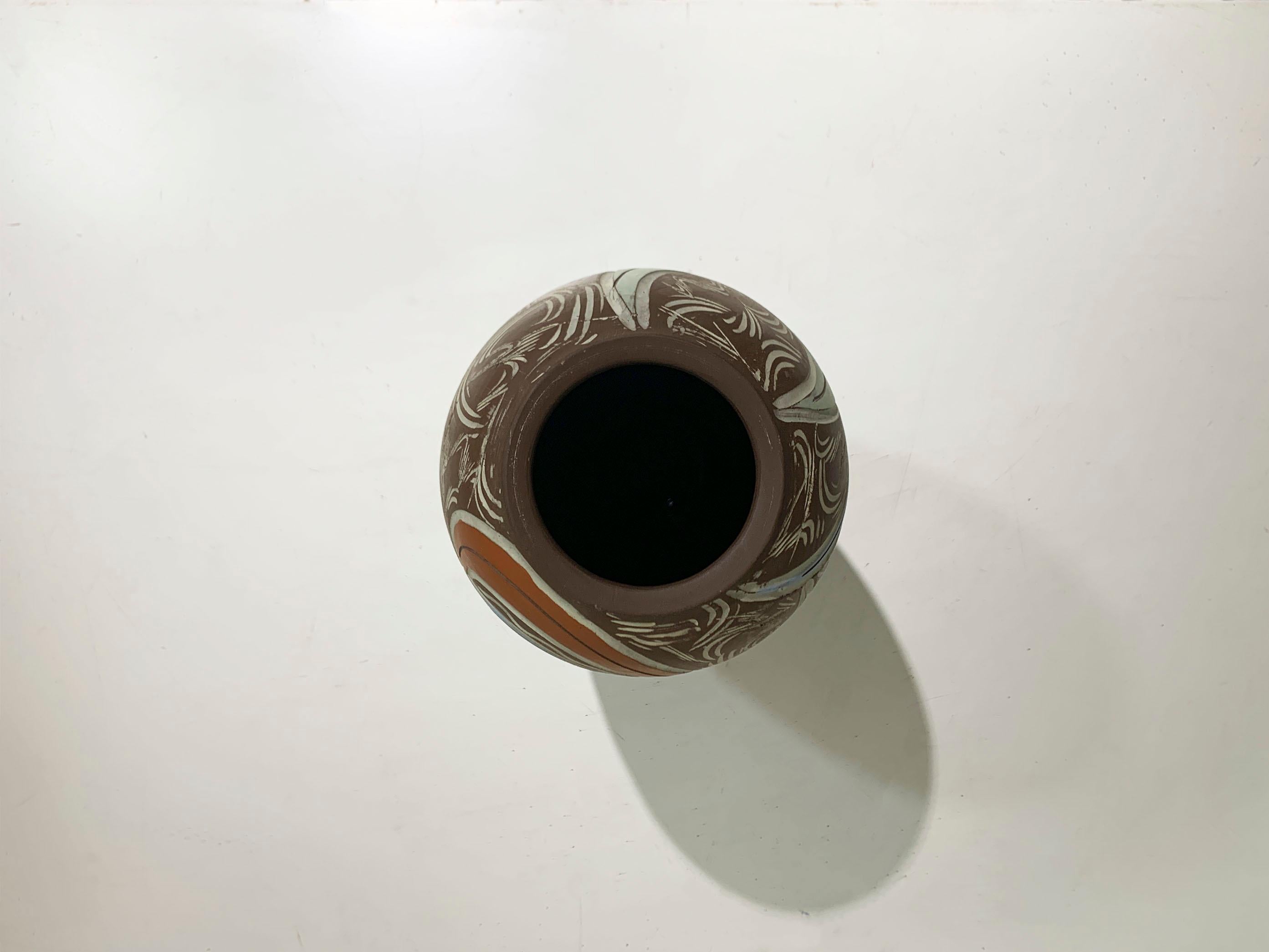 Ceramica Vaso in ceramica di metà secolo moderno numerato 22/25, Francia, circa anni '50 in vendita