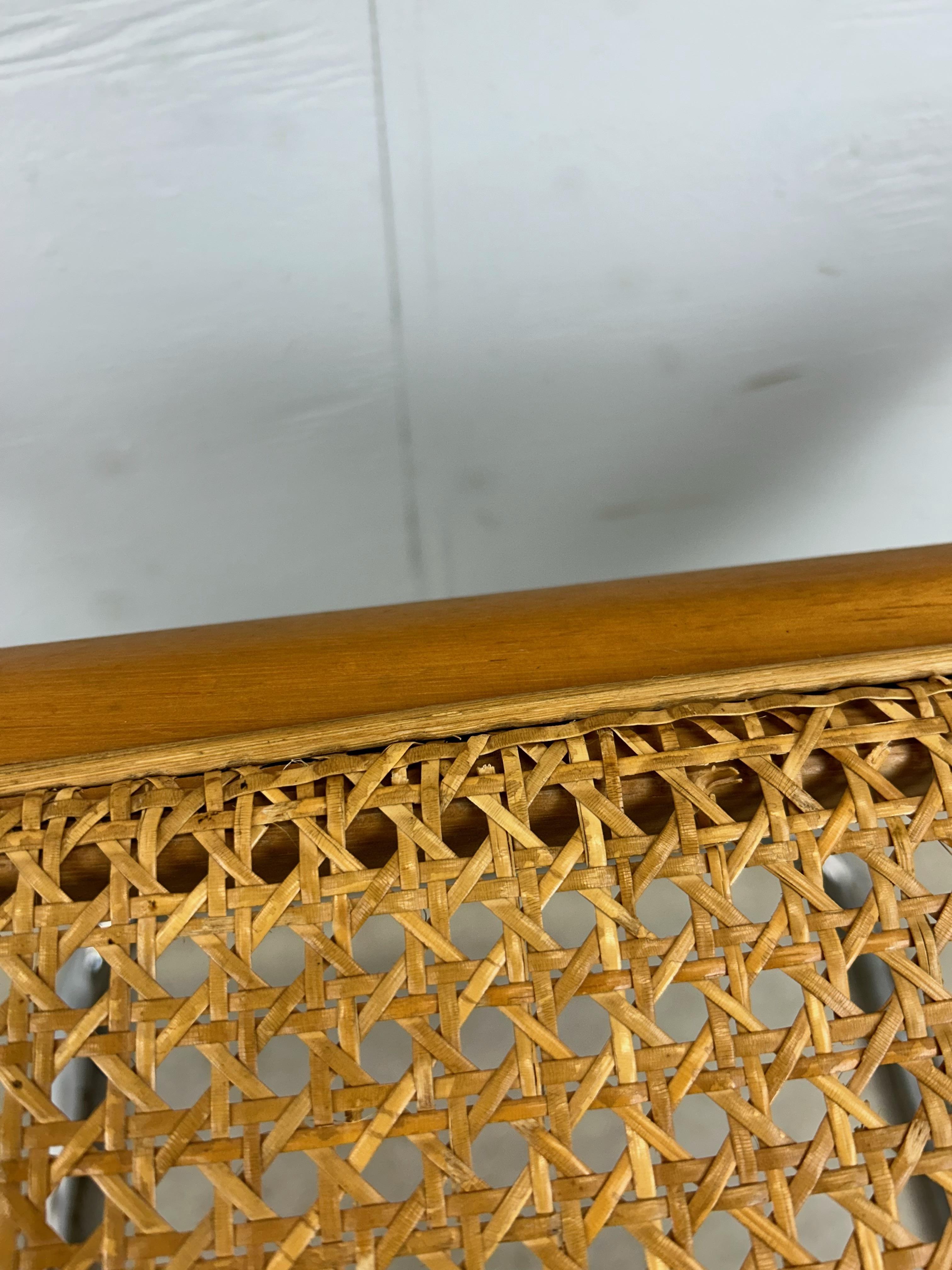 Silla Estilo Cesca Moderna de Mitad de Siglo con Asiento de Caña en venta 1