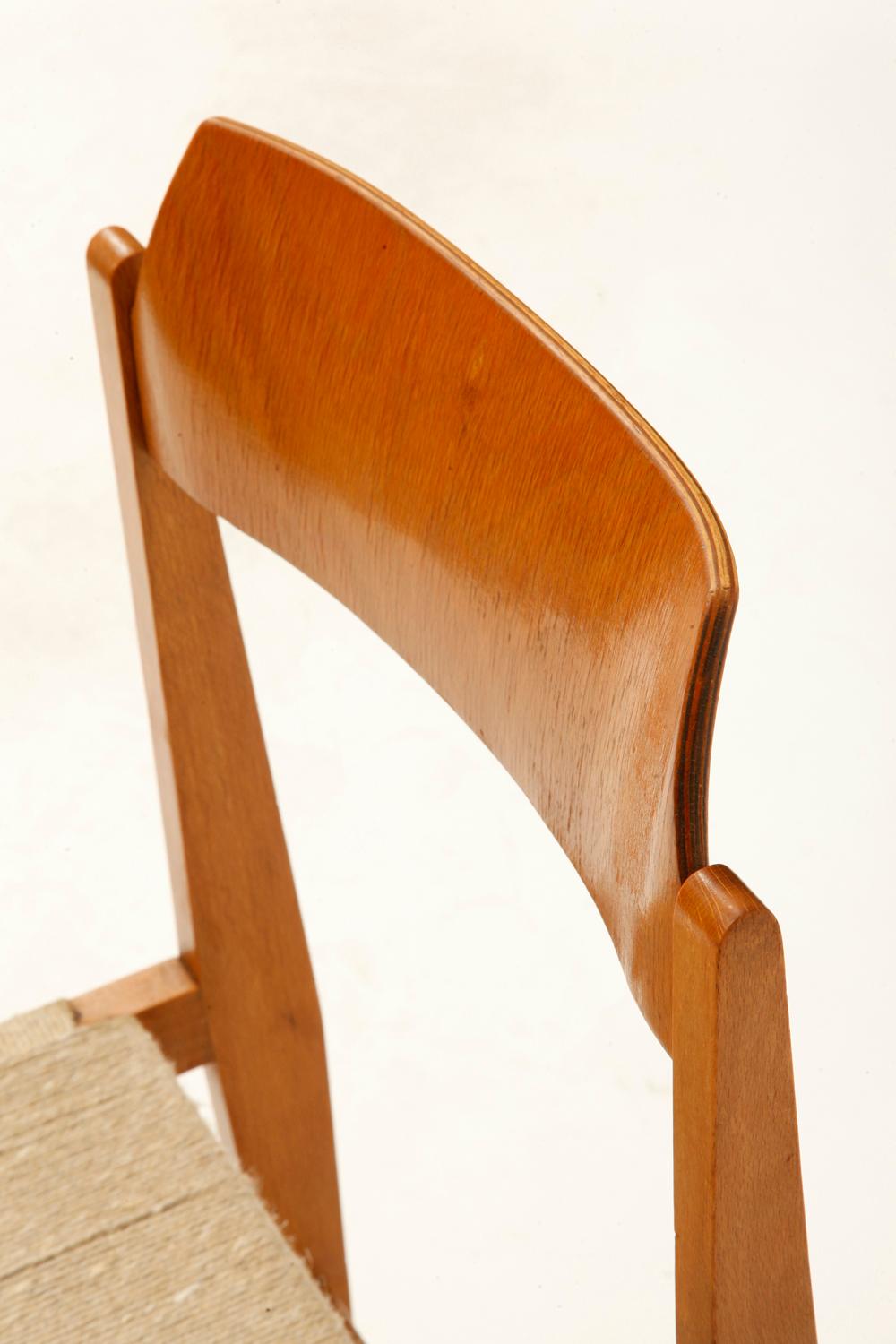 Mid-Century Modern Chair by Irena Żmudzińska, Poland, 1960s For Sale 3