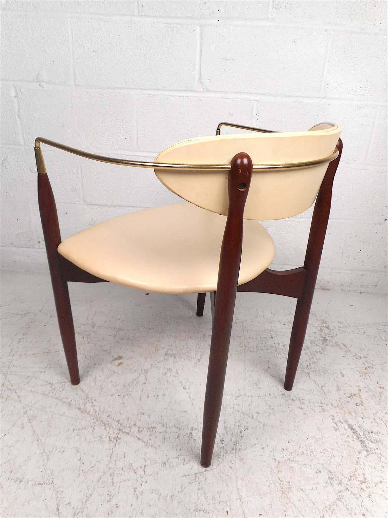American Mid-Century Modern Chair by Kedawood Furniture