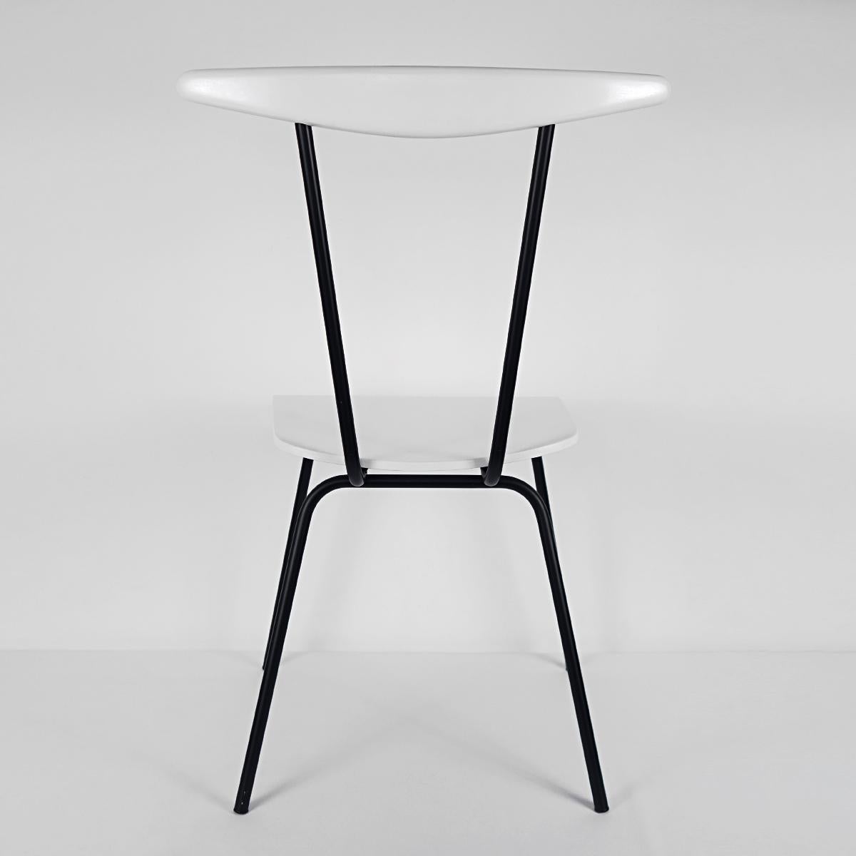 20ième siècle Chaise moderne du milieu du siècle conçue par Wim Rietveld pour Auping en vente