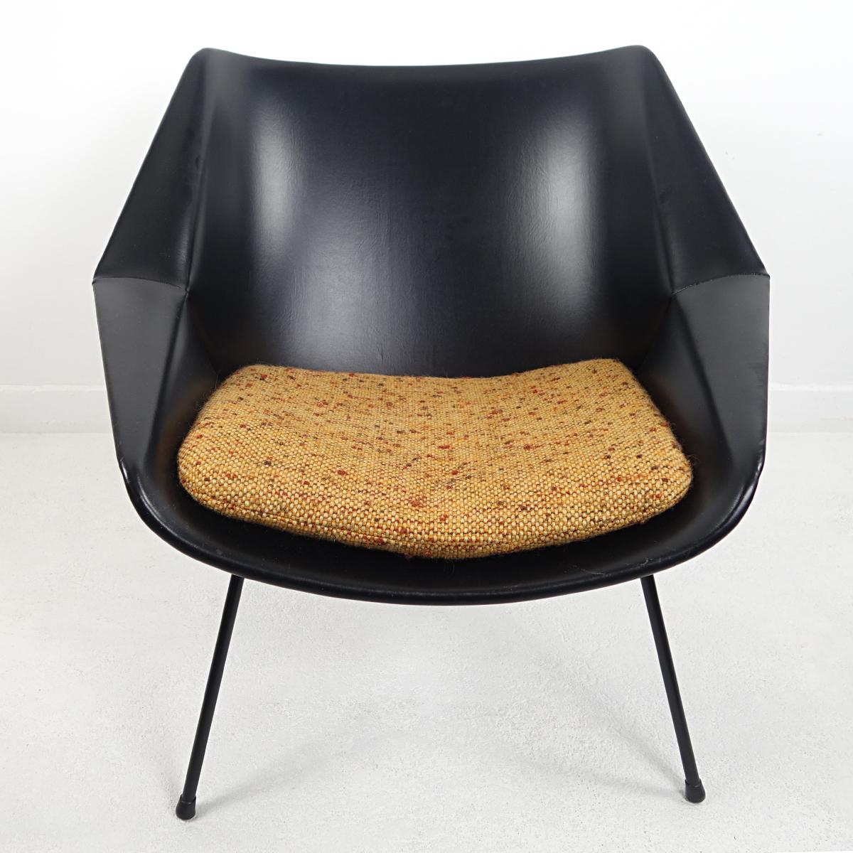 Steel Mid-Century Modern Chair FM08 with Loose Cushions by Cees Braakman for Pastoe For Sale