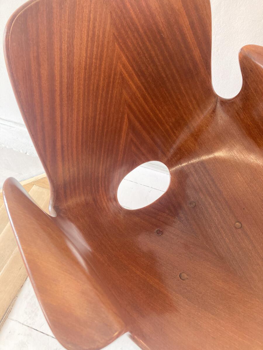 Moderner Stuhl „Medea“ aus der Mitte des Jahrhunderts von Vittorio Nobili für Fratelli Tagliabue (Holz) im Angebot