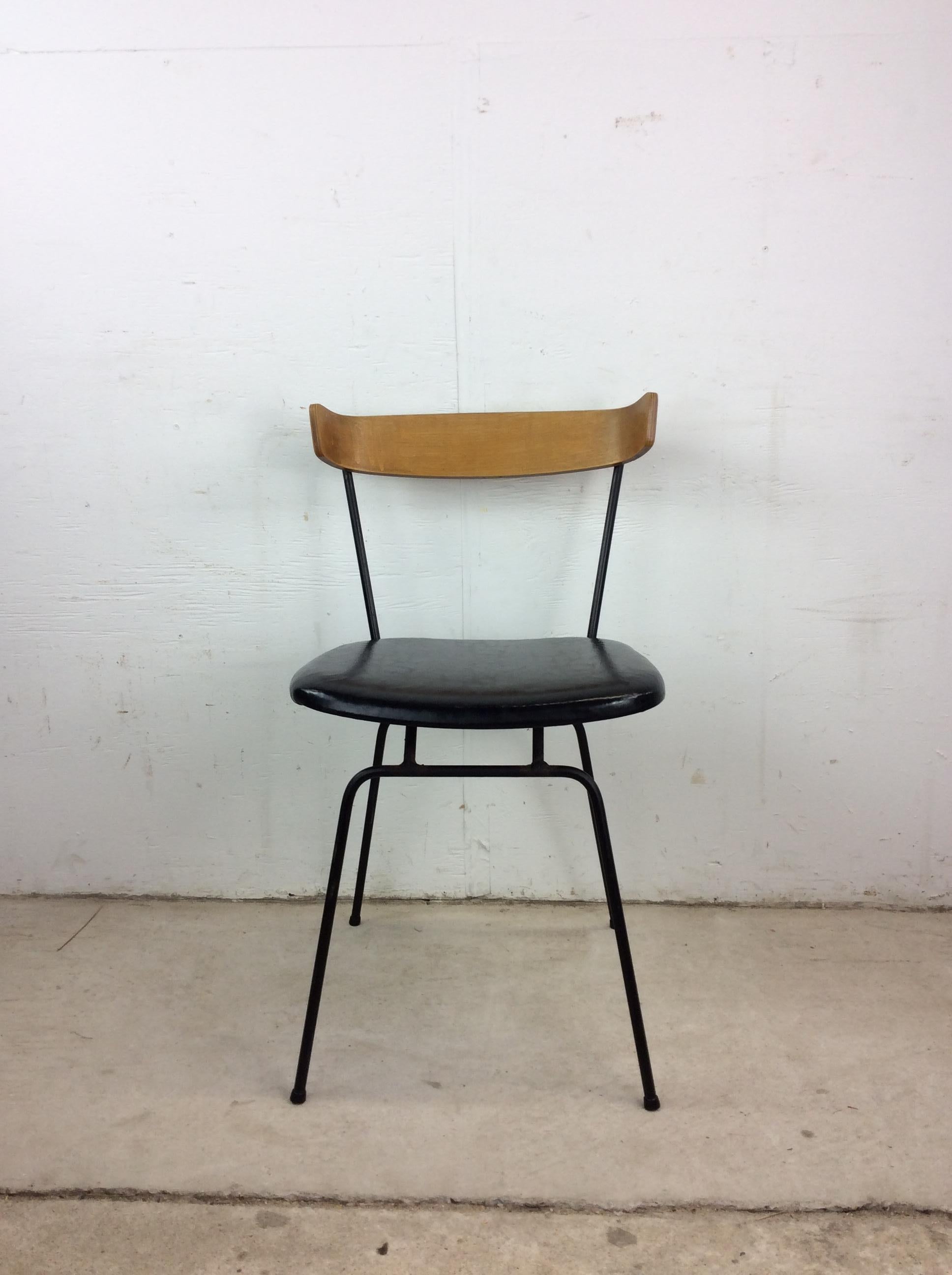 Mid Century Modern Chair with Bentwood Back & Black Vinyl by Clifford Pascoe In Good Condition For Sale In Freehold, NJ