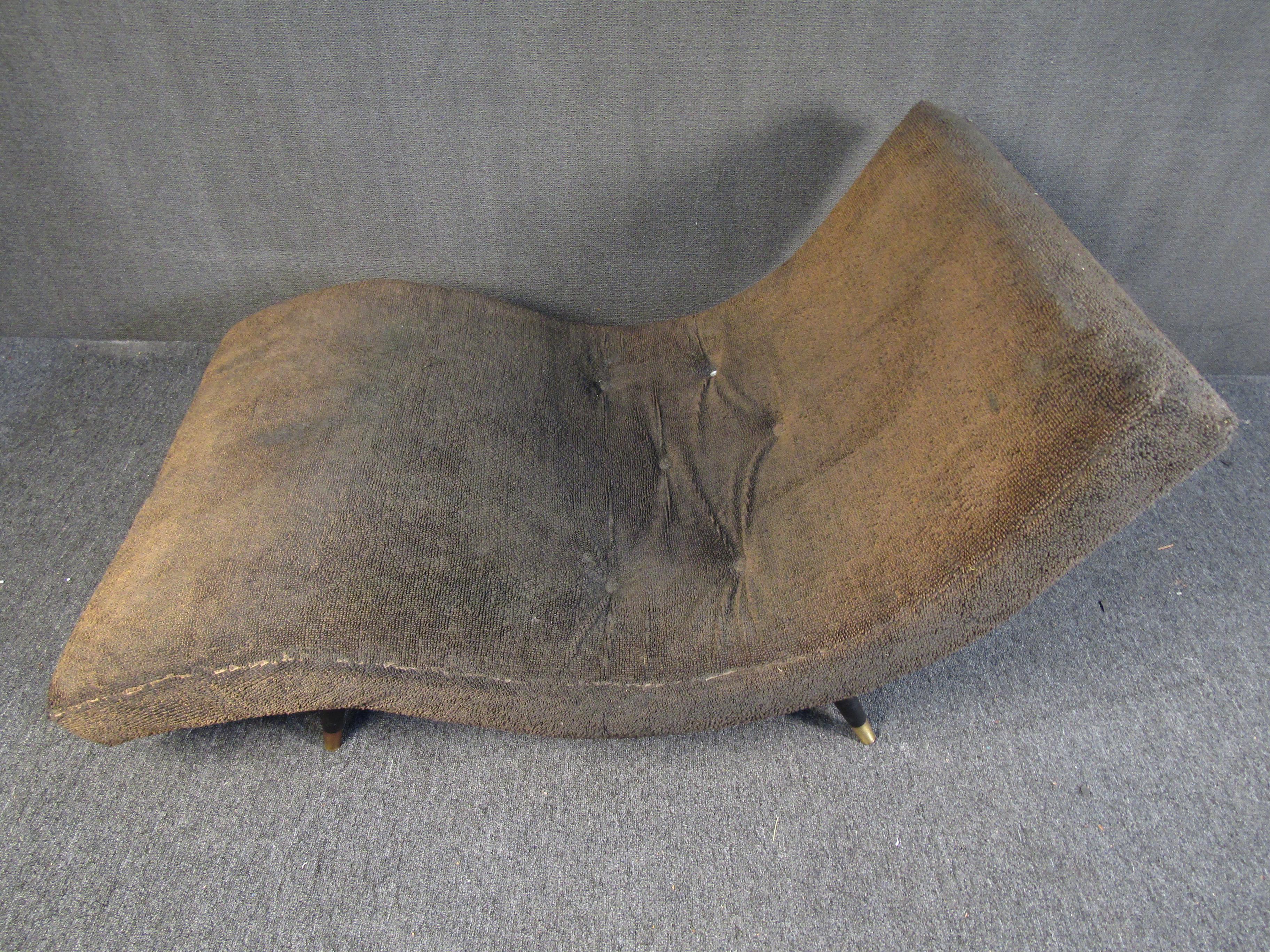 chaise lounge mid century modern