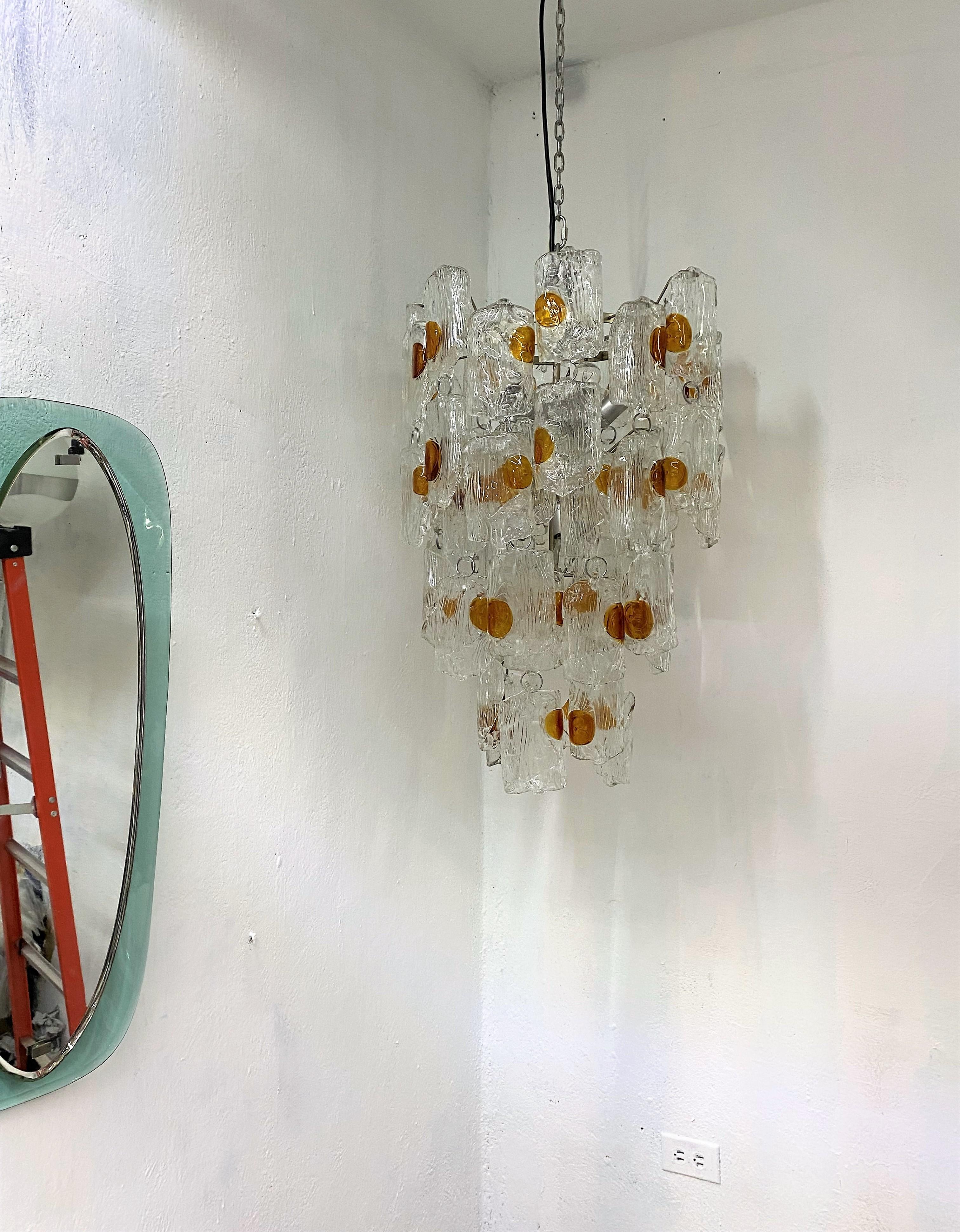 Milieu du XXe siècle Lustre The Modernity Attr à Venini en verre de Murano, Italie, vers 1970 en vente