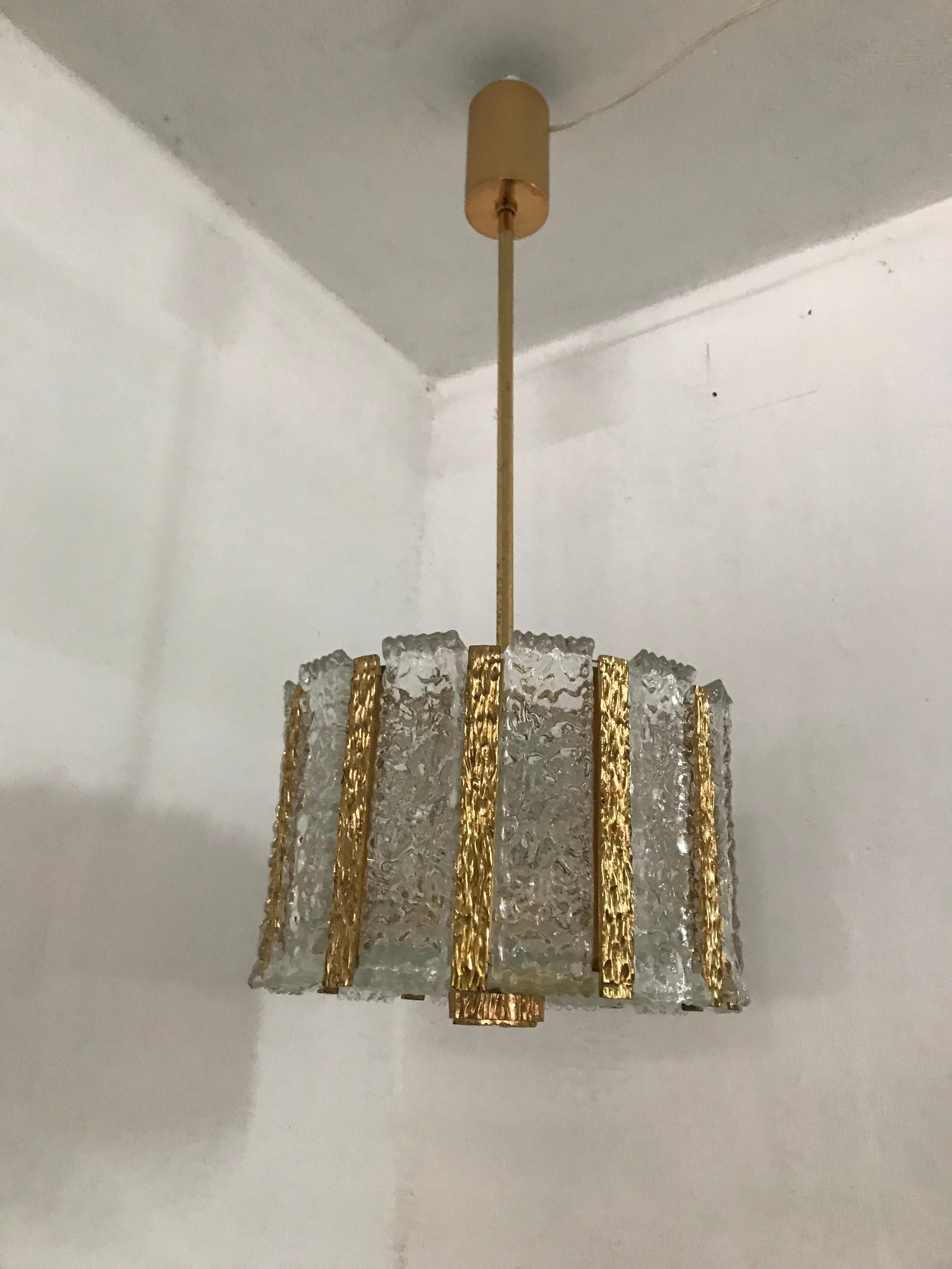 Brass Mid-Century Modern Chandelier by Kalmar, Austria, circa 1960s For Sale