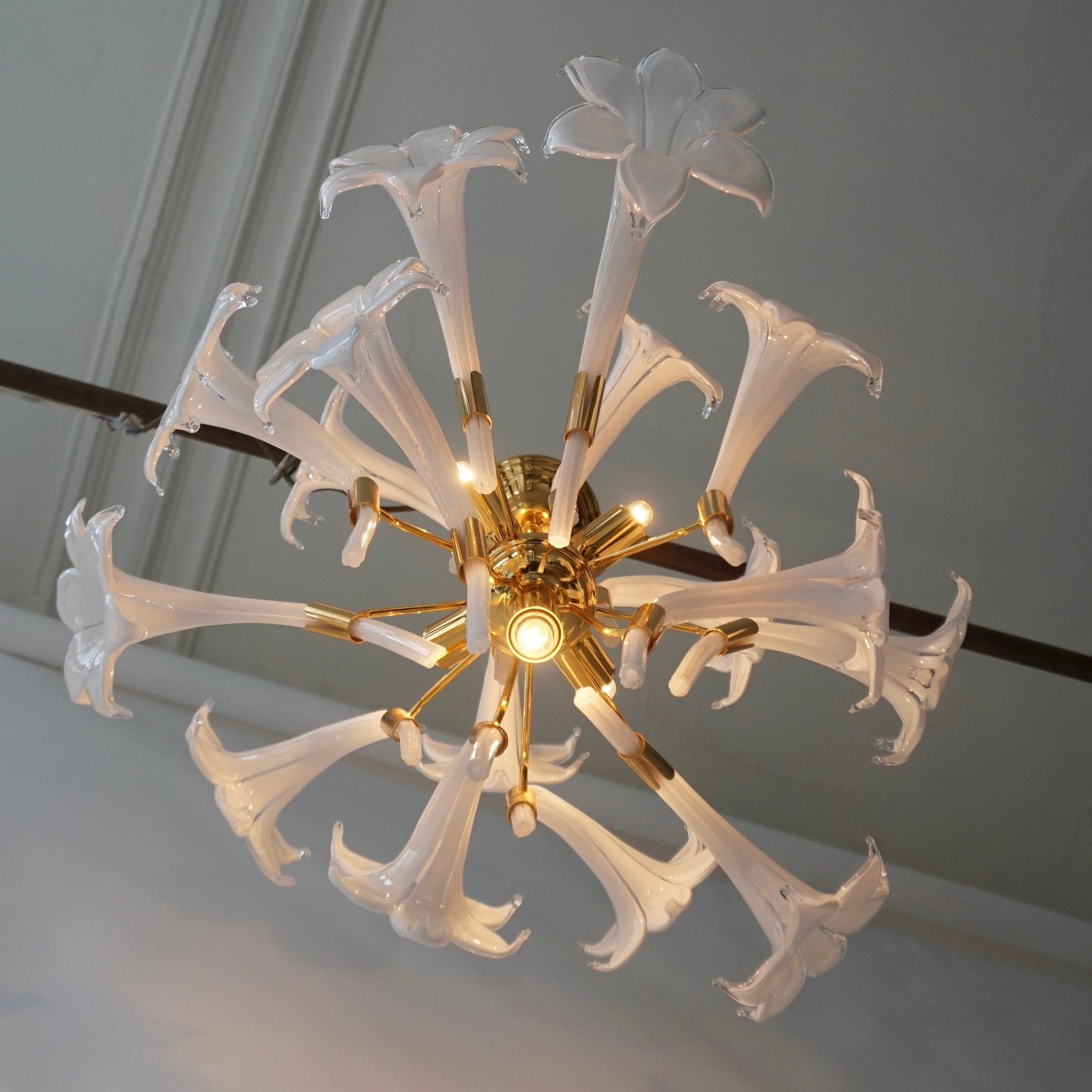 Italian Mid-Century Modern Chandelier Designed by Franco Luce with Murano Glass Flowers For Sale