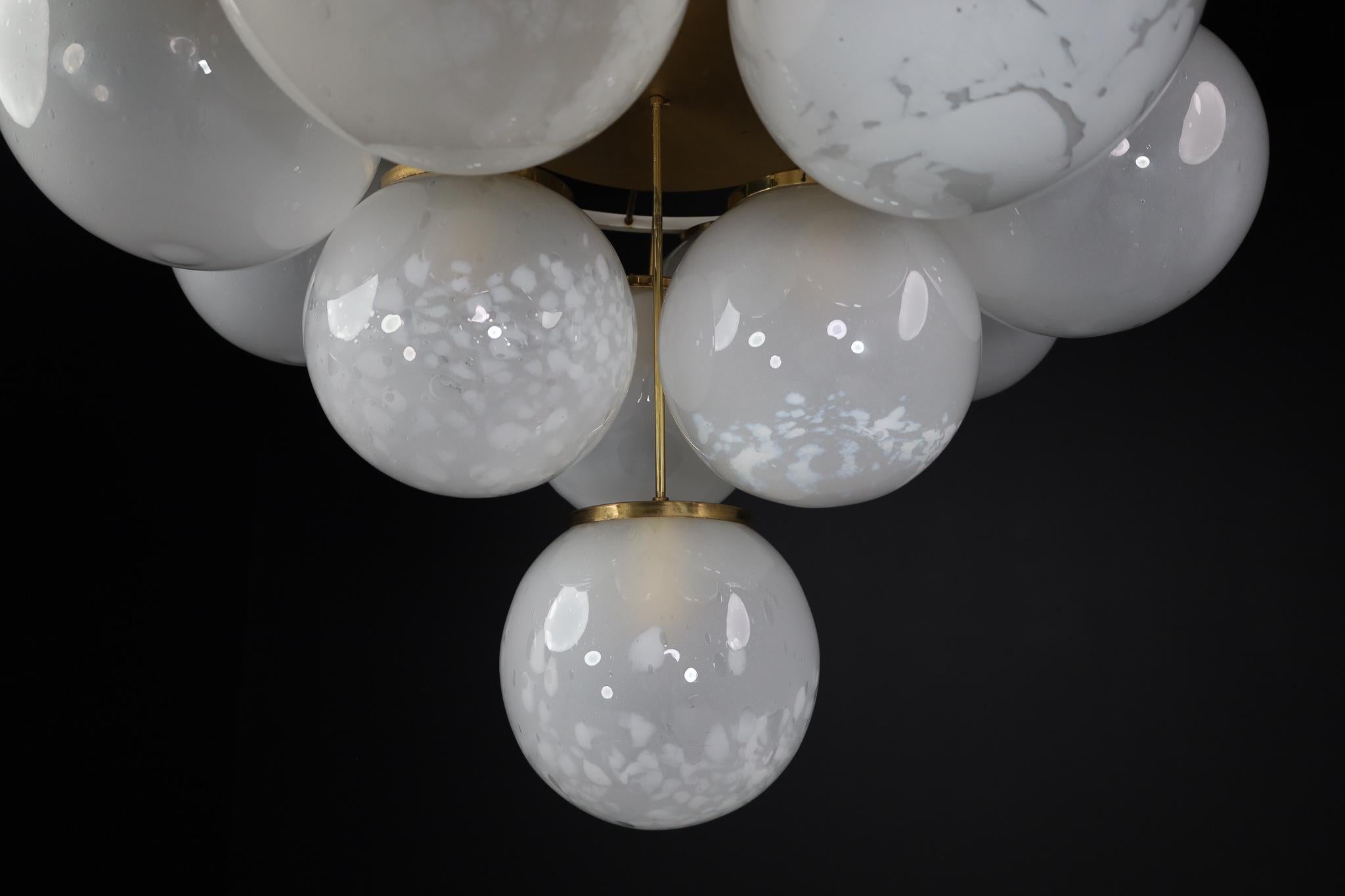 Mid-Century Modern Chandelier/Flush Mount With Large Globes, Italy 1960s For Sale 6