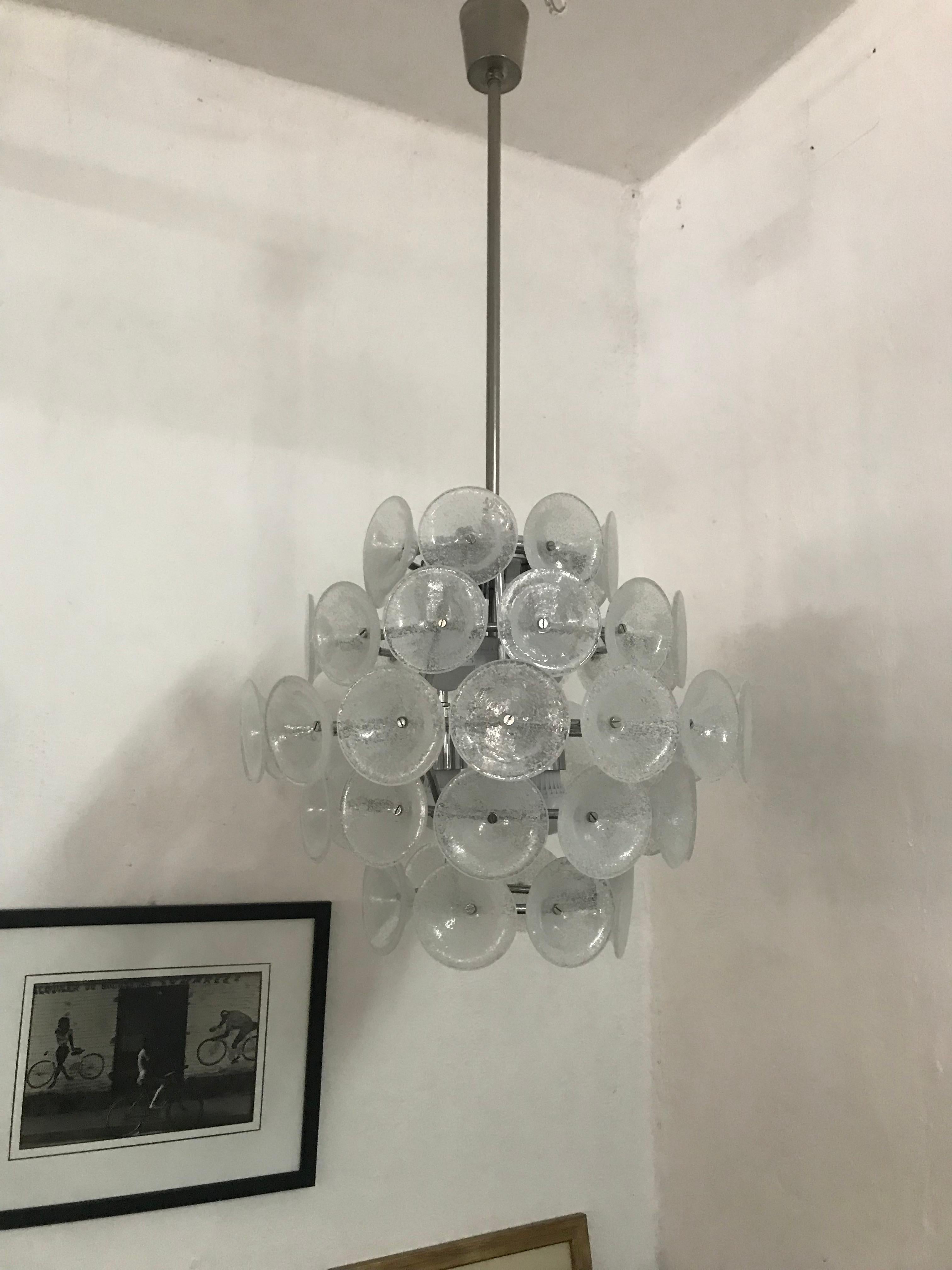 Italian Mid-Century Modern Chandelier in Murano Pulegoso Glass, Attributed to Vistosi For Sale