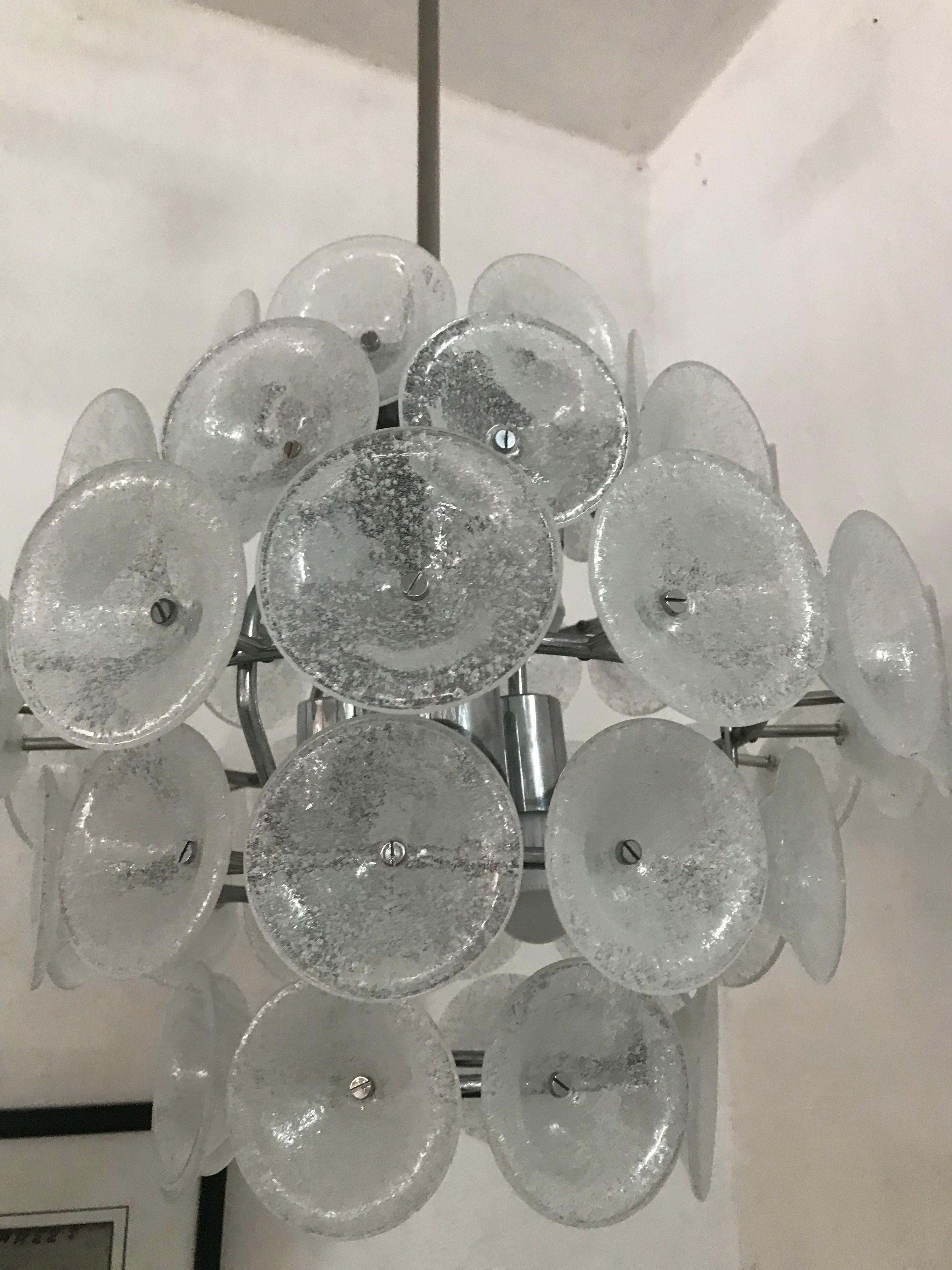 Mid-Century Modern-Kronleuchter aus Murano-Pulegoso-Glas, Vistosi zugeschrieben im Zustand „Gut“ im Angebot in Merida, Yucatan